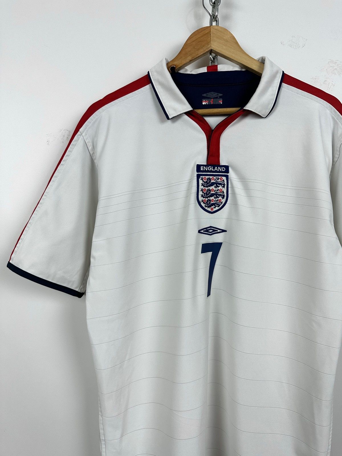 Umbro 2004 Umbro England David Beckham World Cup Soccer Jersey Size US L / EU 52-54 / 3 - 5 Thumbnail
