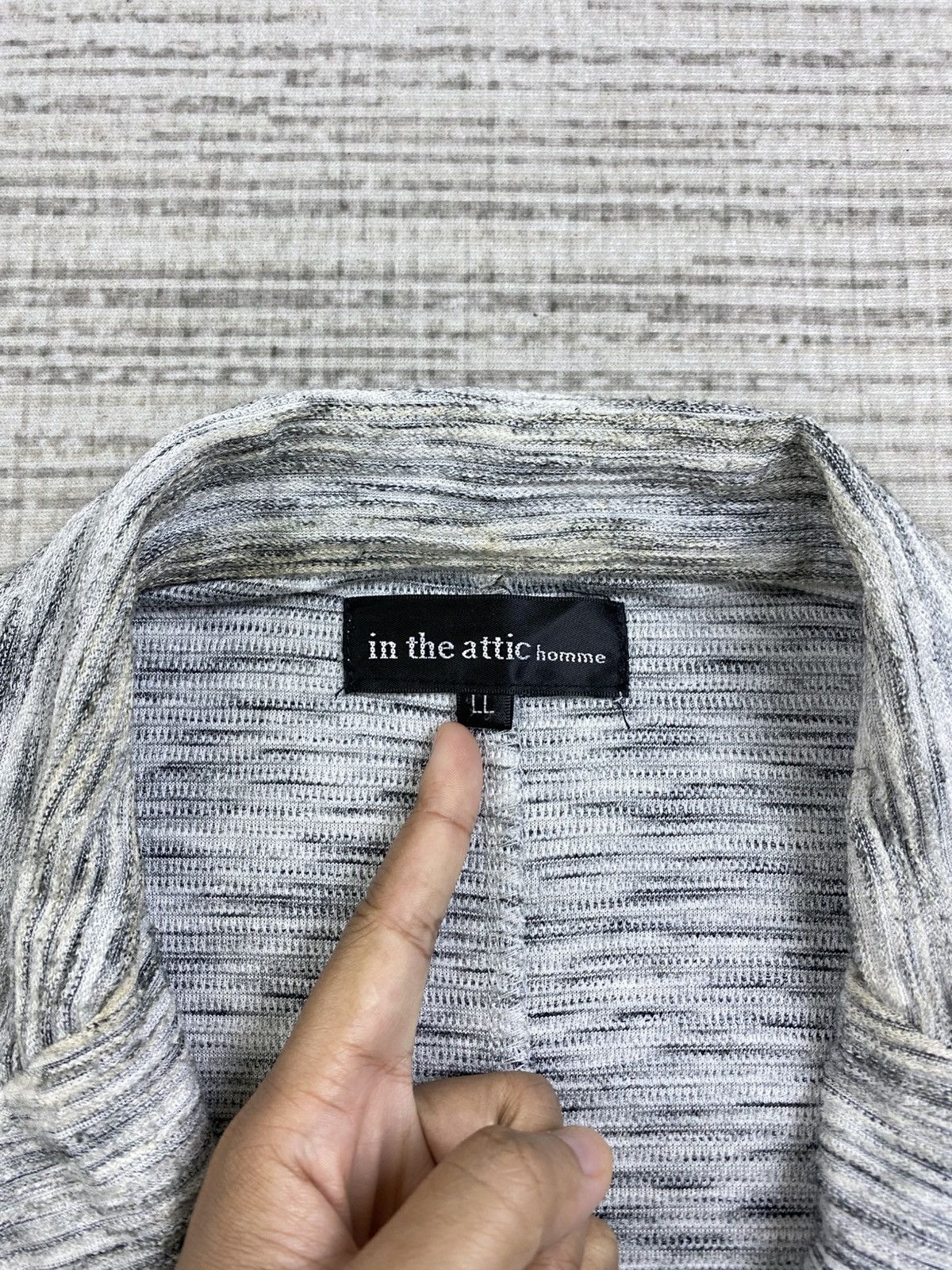 In The Attic × Japanese Brand × Vintage Vtg In The Attic Latin Quarter Grey Solid Cardigan Jacket Size US M / EU 48-50 / 2 - 8 Thumbnail