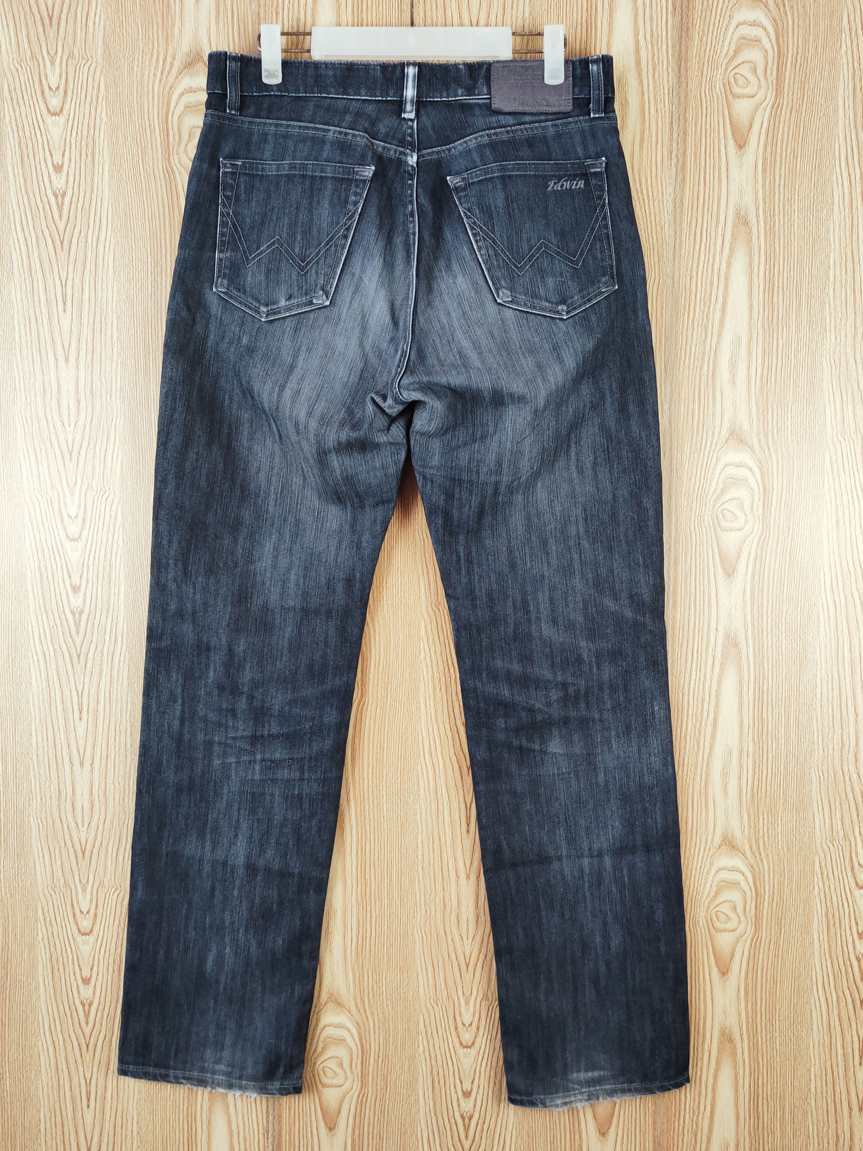 Edwin Edwin Black Distressed Ripped Jeans #W791 Size US 32 / EU 48 - 9 Thumbnail