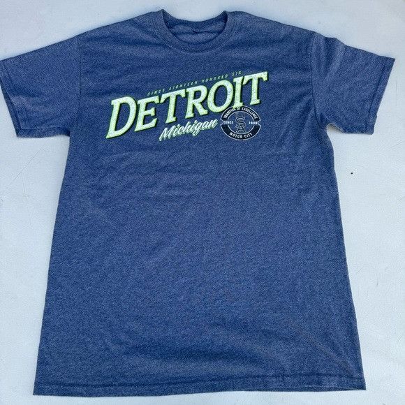 Designer NEW DETROIT MICHIGAN MOTOR CITY T-SHIRT SZ MEDIUM M Size US M / EU 48-50 / 2 - 1 Thumbnail