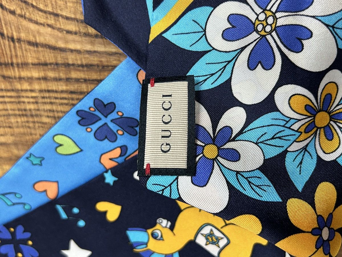 Gucci Gucci Silk Twill Floral Cute Horse Print Scarf Size ONE SIZE - 8 Thumbnail