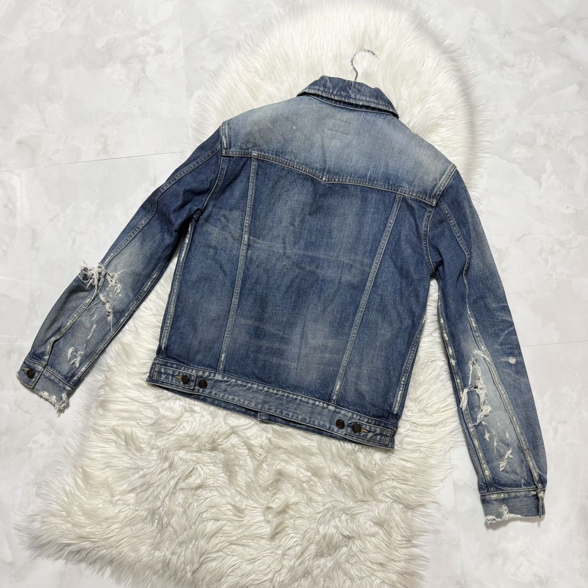 Saint Laurent Paris Saint Laurent Paris Distressed Trucker Denim Jacket Size US L / EU 52-54 / 3 - 10 Thumbnail