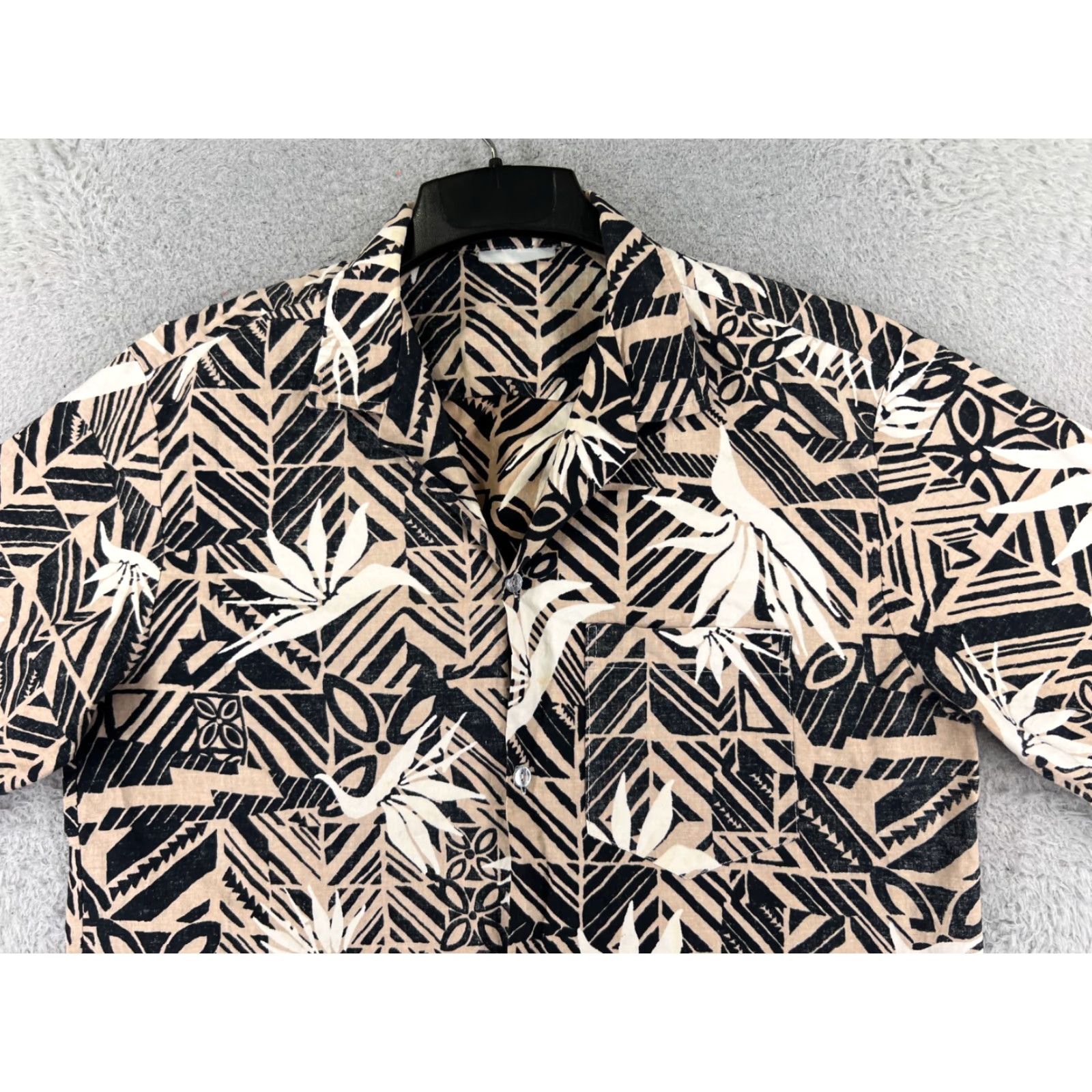 Paradise Nike Shirt L Short Sleeve Beige Floral Bird Of Paradise Button-Up Pocket Hawaiian Men’s Regular Fit Size US L / EU 52-54 / 3 - 4 Thumbnail