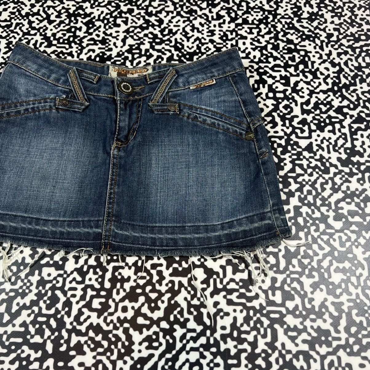 Dsquared2 Vintage 90s Dsquared 2 Luxury Denim Mini Skirt Y2K Style Size 26" / US 2 / IT 38 - 12 Thumbnail
