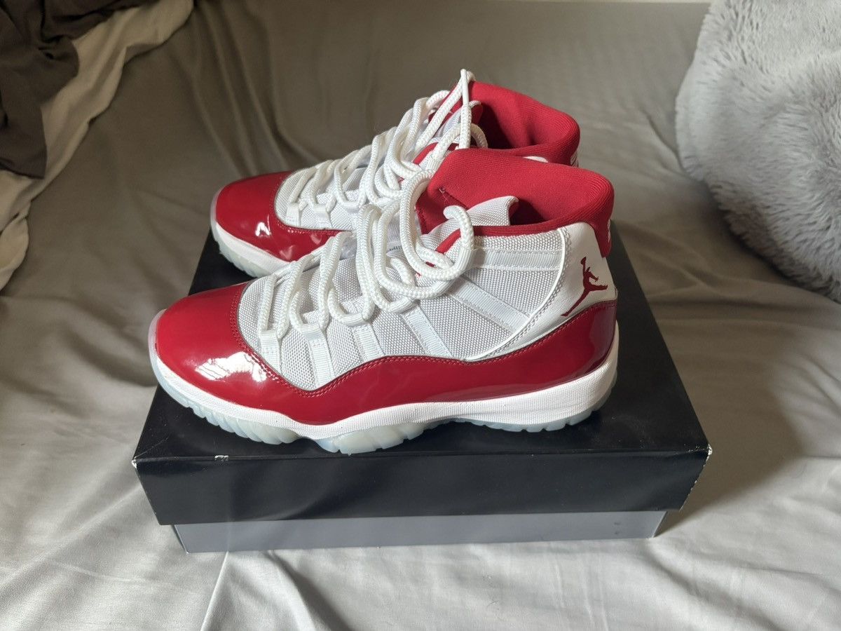 Jordan Brand Jordan 11 cherry Size US 9 / EU 42 - 3 Thumbnail