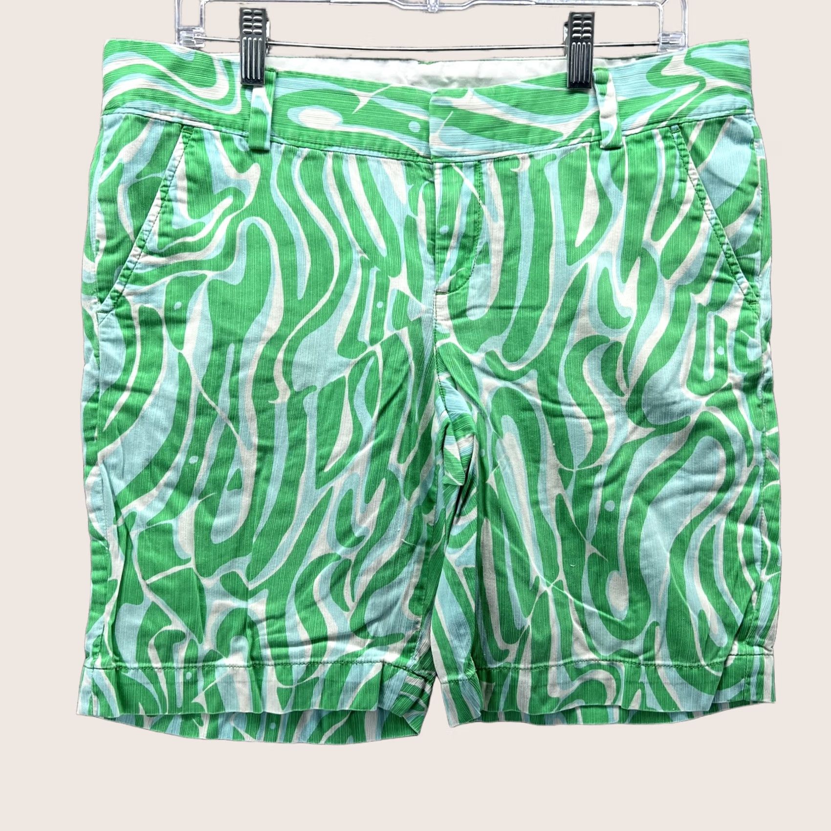 Lilly Pulitzer Lilly Pulitzer Shorts Womens 10 Green Chipper Printed Bermuda Chino Summer Geometric Pattern Size 32" / US 10 / IT 46 - 1 Thumbnail