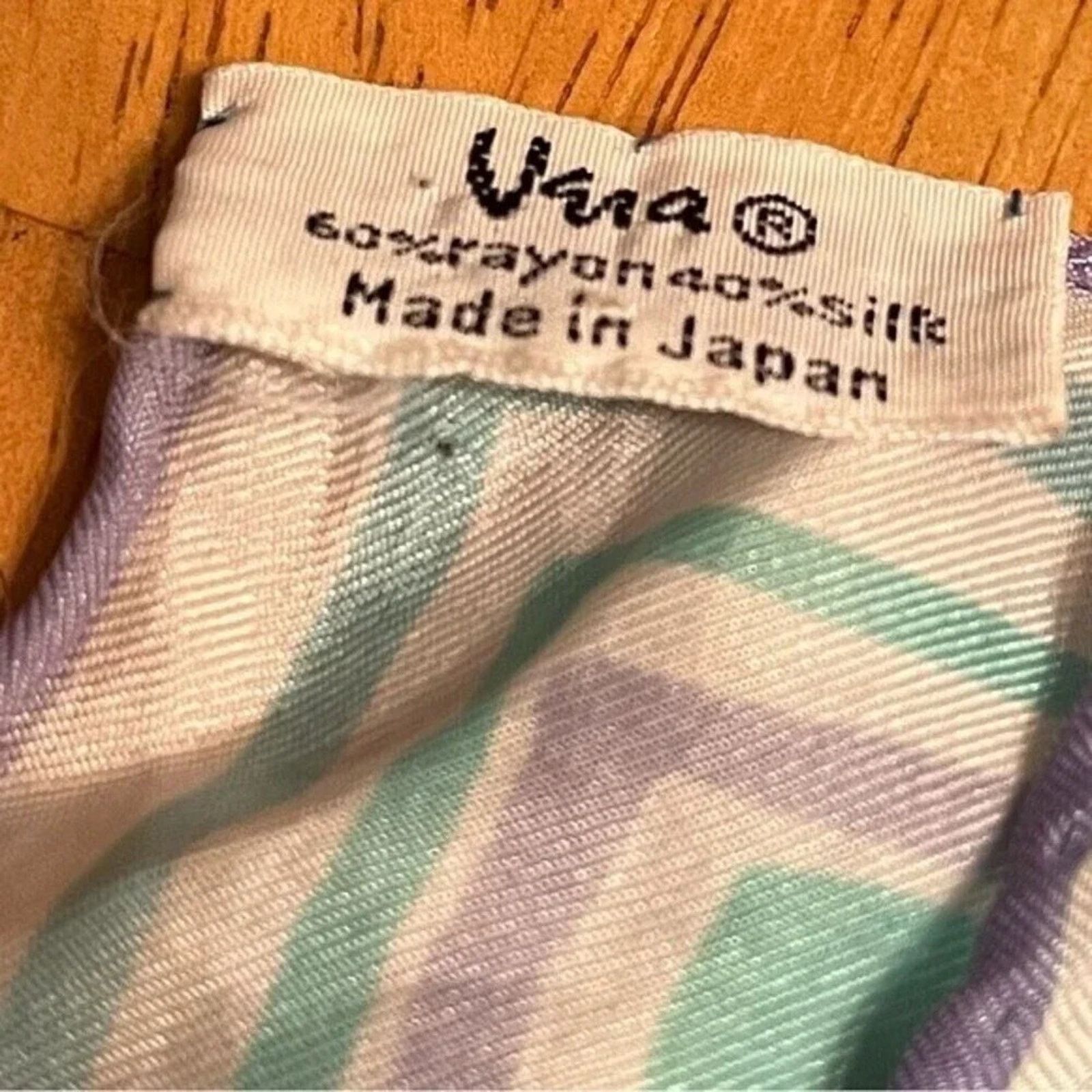 The Unbranded Brand TWO vintage Vera Neumann silk blend scarfs, 26” x 26” Size ONE SIZE - 6 Thumbnail