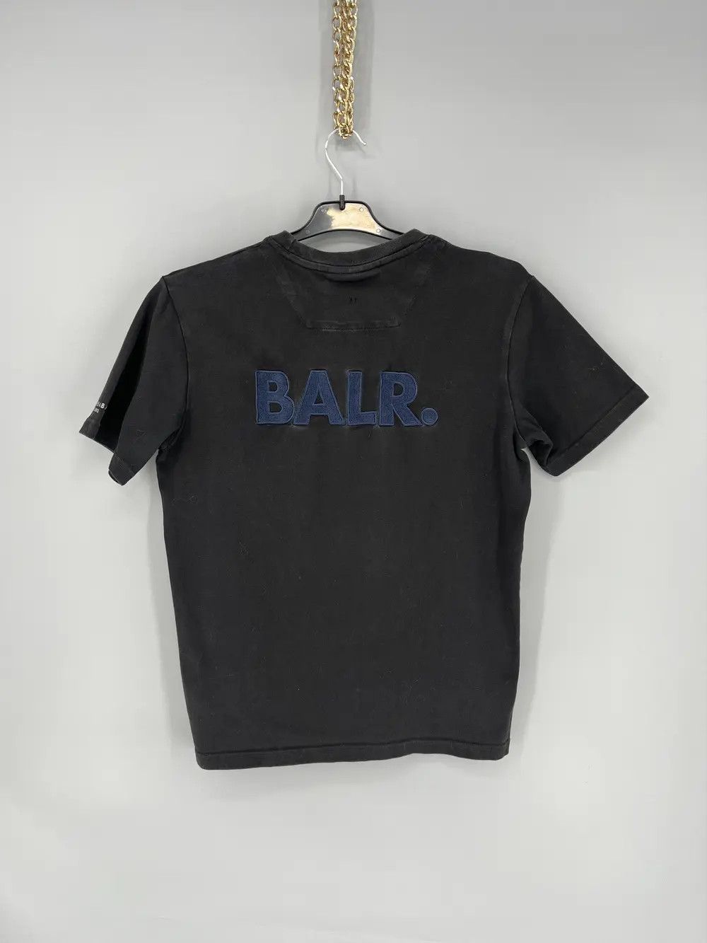 Japanese Brand Vintage BALR Fit Tee Big Logo Streetwear Style Size US S / EU 44-46 / 1 - 1 Thumbnail