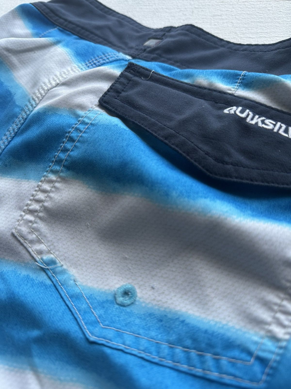 Quiksilver 🚨Vintage Quiksilver 25sz Shorts Big Logo Y2K Style 90s Surf Size US 26 / EU 42 - 15 Thumbnail