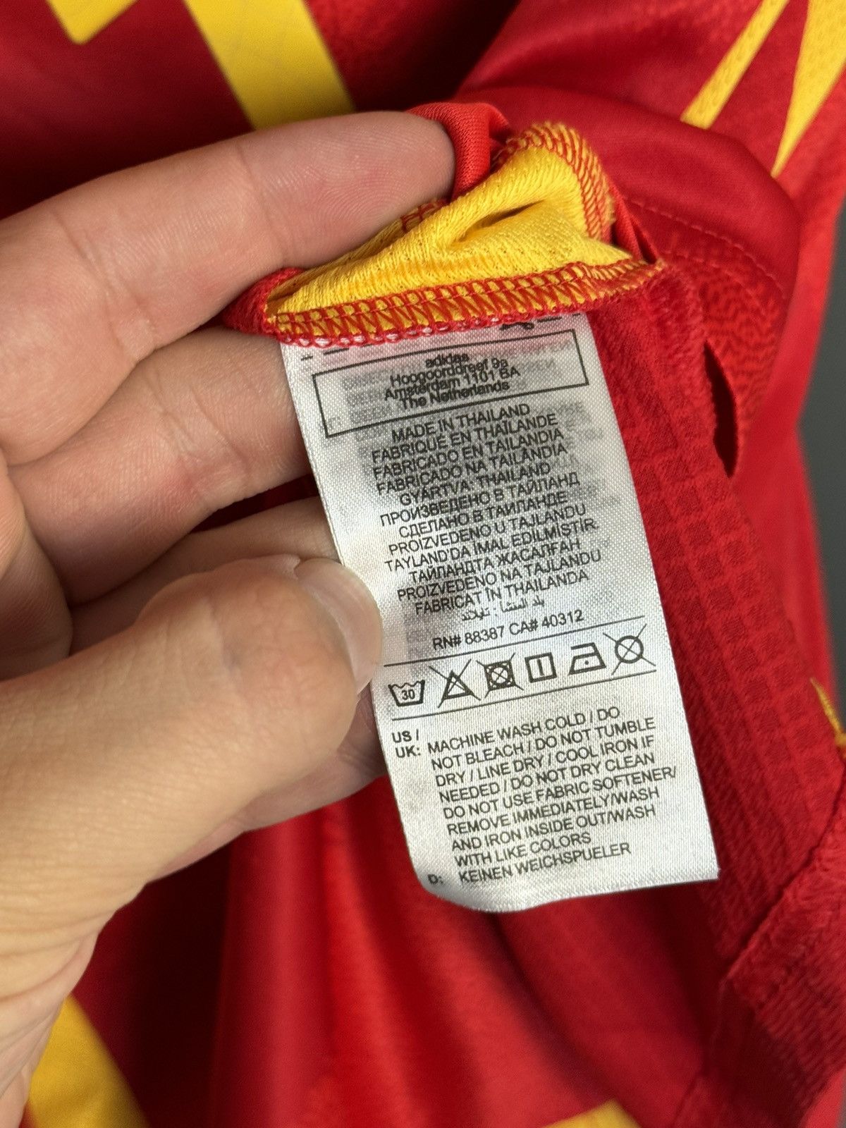 Adidas KIDS New Spain 24/25 Home Yamal Football Jersey T-Shirt Size US XS / EU 42 / 0 - 8 Thumbnail