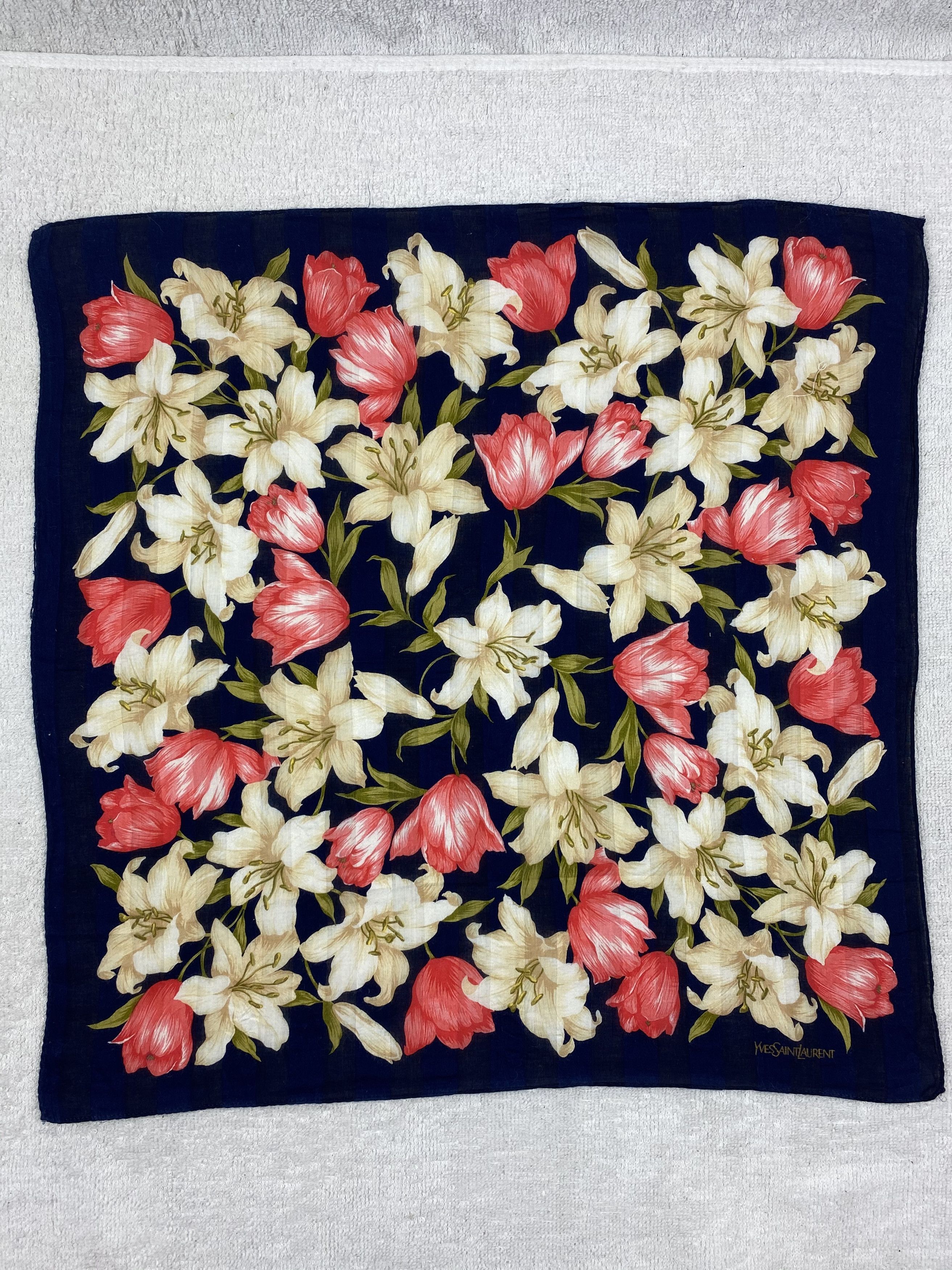 Yves Saint Laurent Yves Saint Laurent Handkerchief / Bandana / Neckerchief Size ONE SIZE - 3 Thumbnail