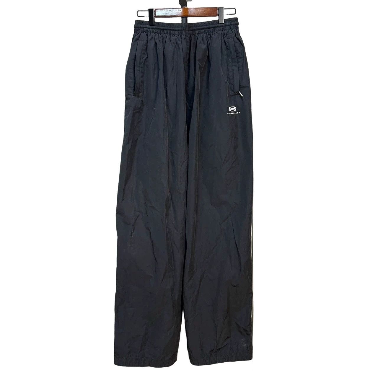 Balenciaga Balenciaga Nylon Logo Pants Size 28 Size US 28 / EU 44 - 1 Thumbnail