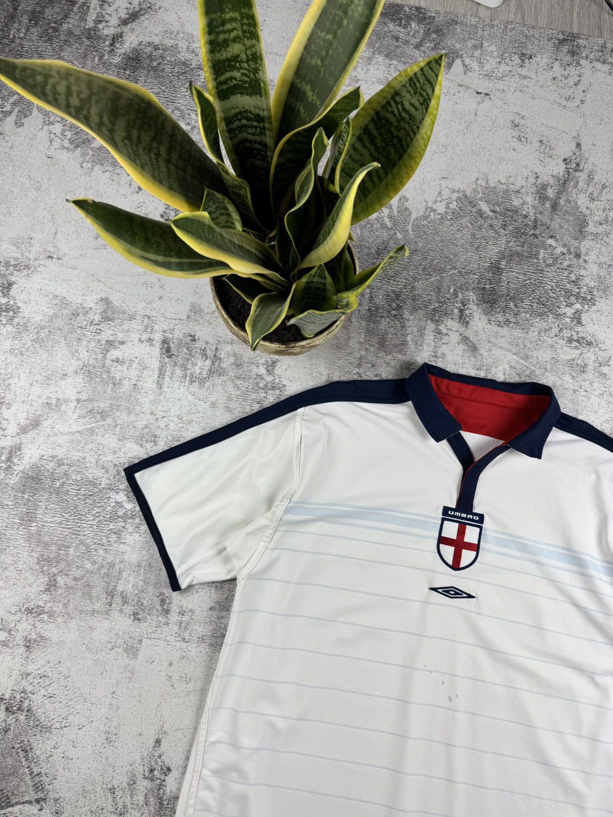 Umbro 00S England 2 in 1 2003/2004/2005 Football Jersey Shirt Tee Size US XL / EU 56 / 4 - 4 Thumbnail