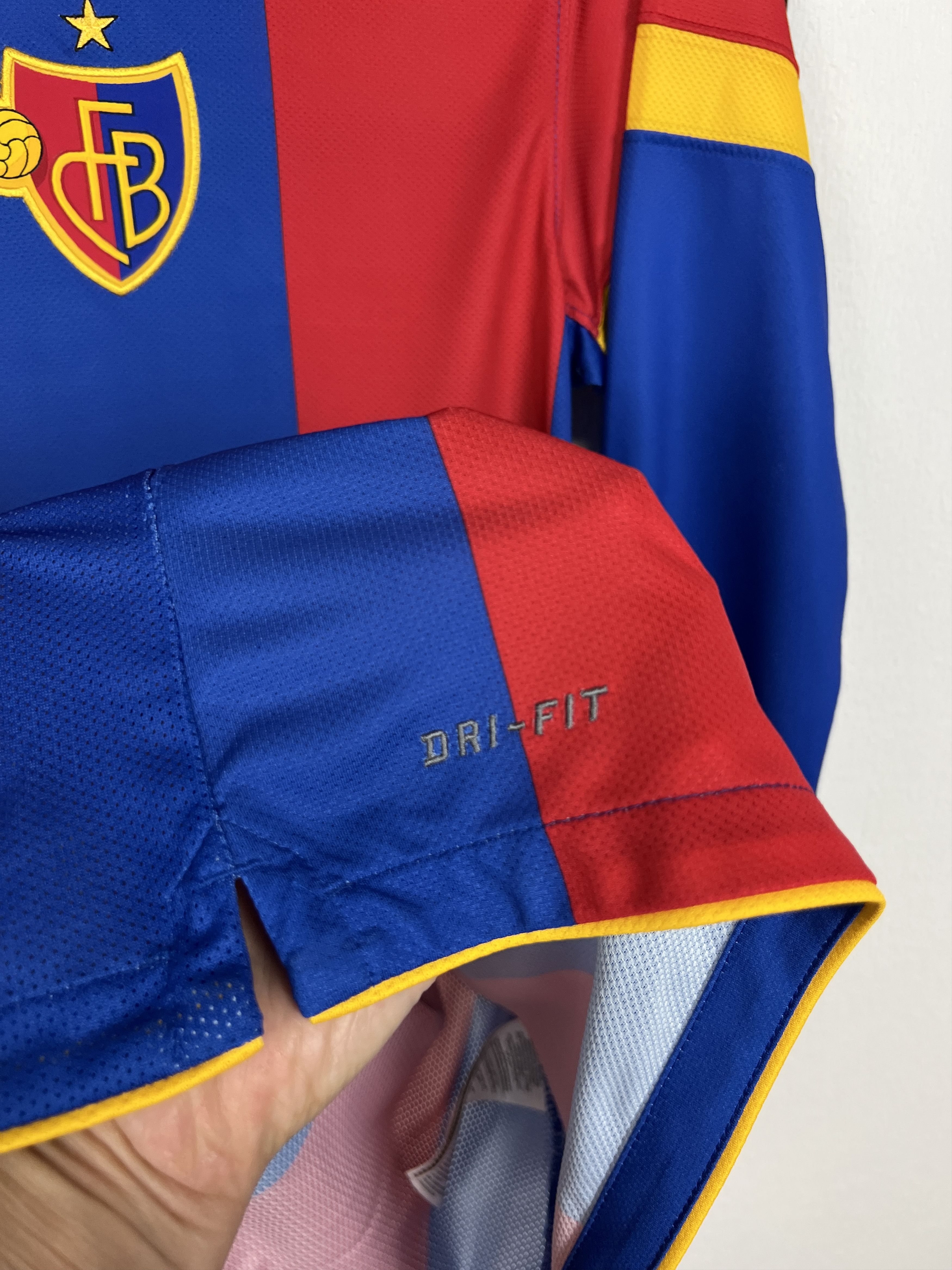 Nike Basel football shirt 2011 Soccer Player Issue Nike Tee Hype Size US S / EU 44-46 / 1 - 5 Thumbnail