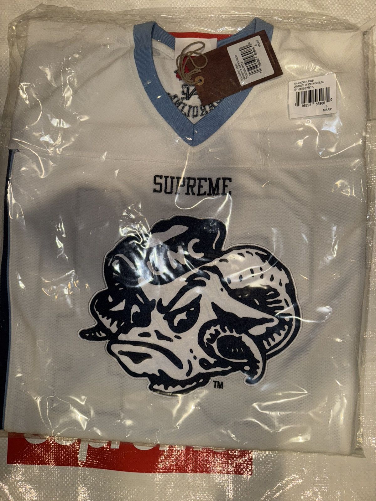 Mitchell & Ness × NCAA × Supreme Supreme Mitchell & Ness NCAA UNC Hockey Jersey Size US S / EU 44-46 / 1 - 1 Thumbnail