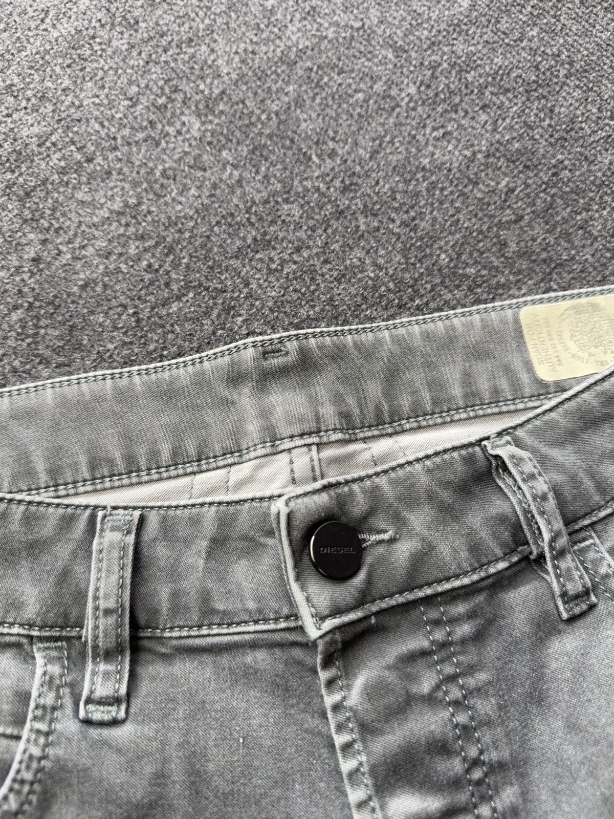 Diesel Luxury 00s Diesel D-BAZER Grey Faded Tapered Jeans Archive Size US 28 / EU 44 - 9 Thumbnail