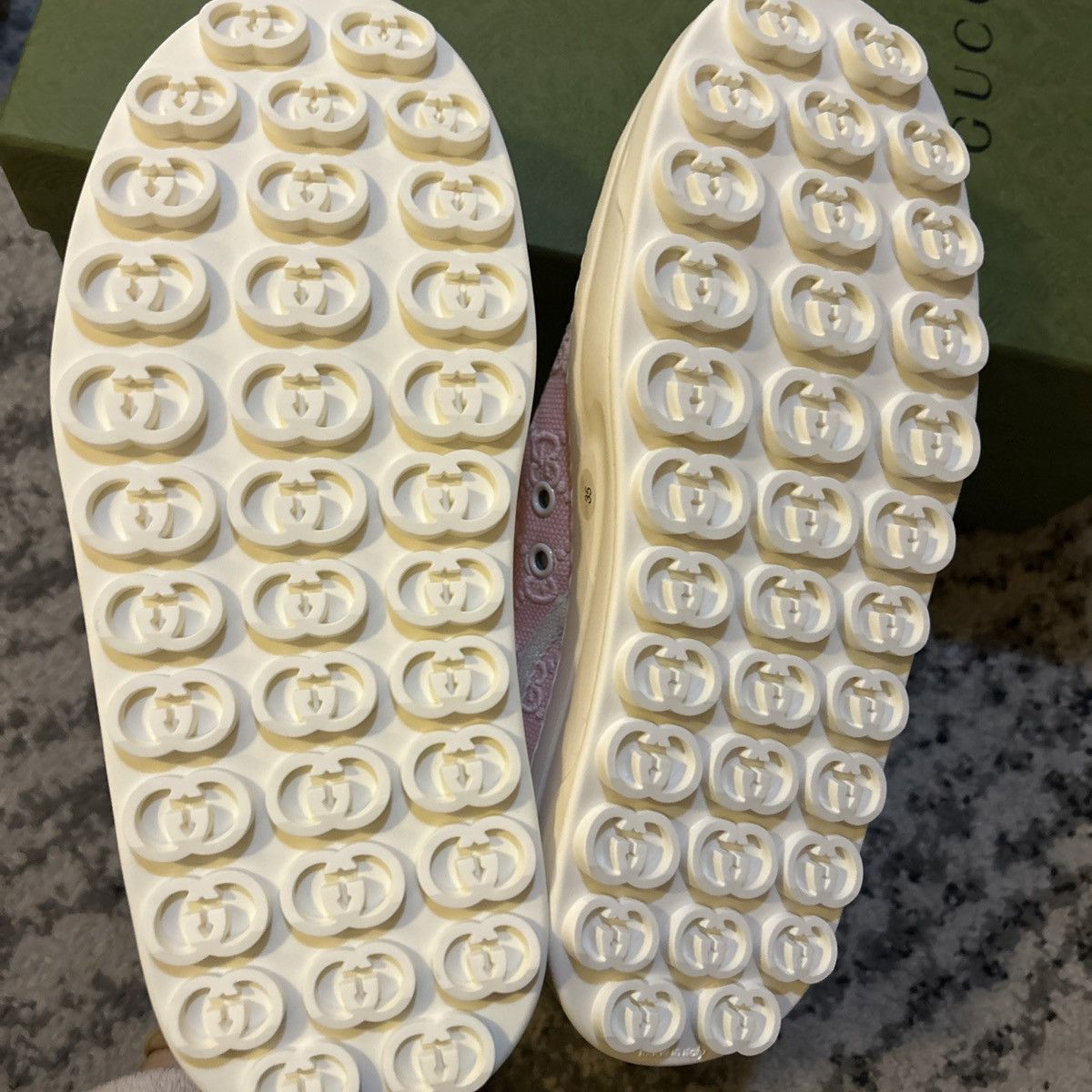 Gucci Gucci Tennis 1977 Pink GG Logo Embroidery Low Top Sneaker Size US 5 / IT 35 - 5 Thumbnail