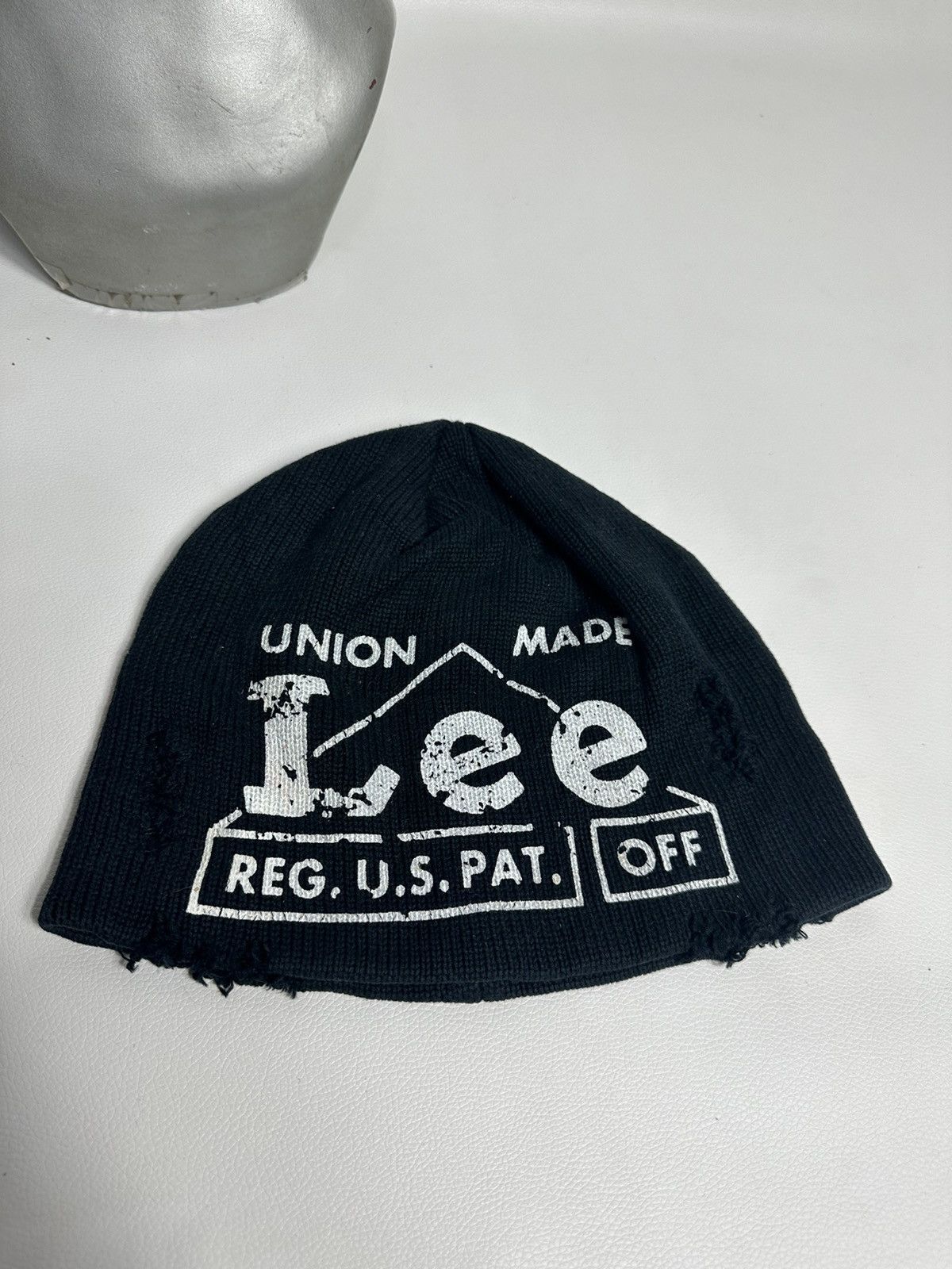 Lee Lee Distressed Punk Bondage Design Beanie hats Size ONE SIZE - 9 Thumbnail