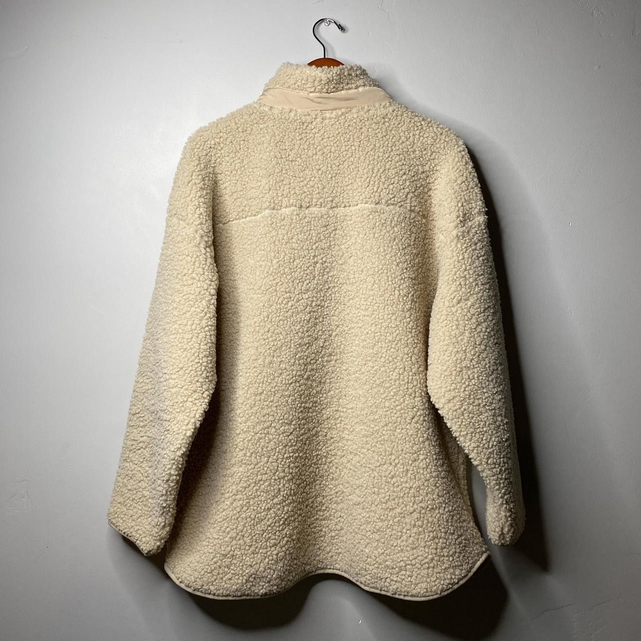 H&M Cream fleece jacket with pockets size medium Size US M / EU 48-50 / 2 - 2 Thumbnail