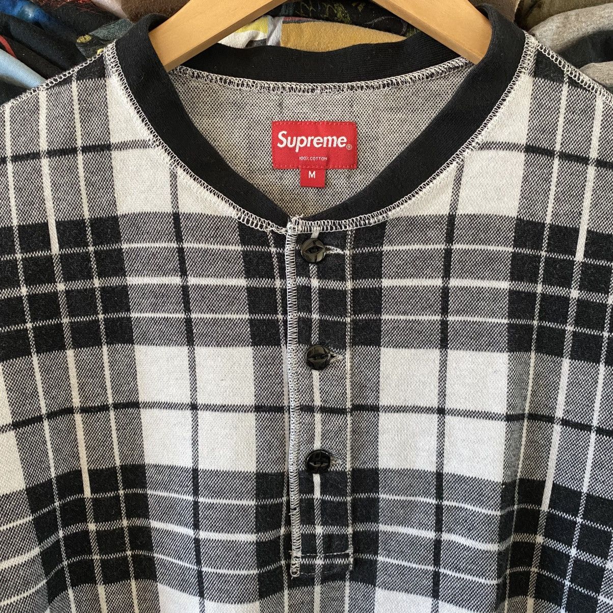 Supreme Supreme Tartain Plaid Henley Longsleeve T-Shirt White 2014 Size US M / EU 48-50 / 2 - 2 Thumbnail