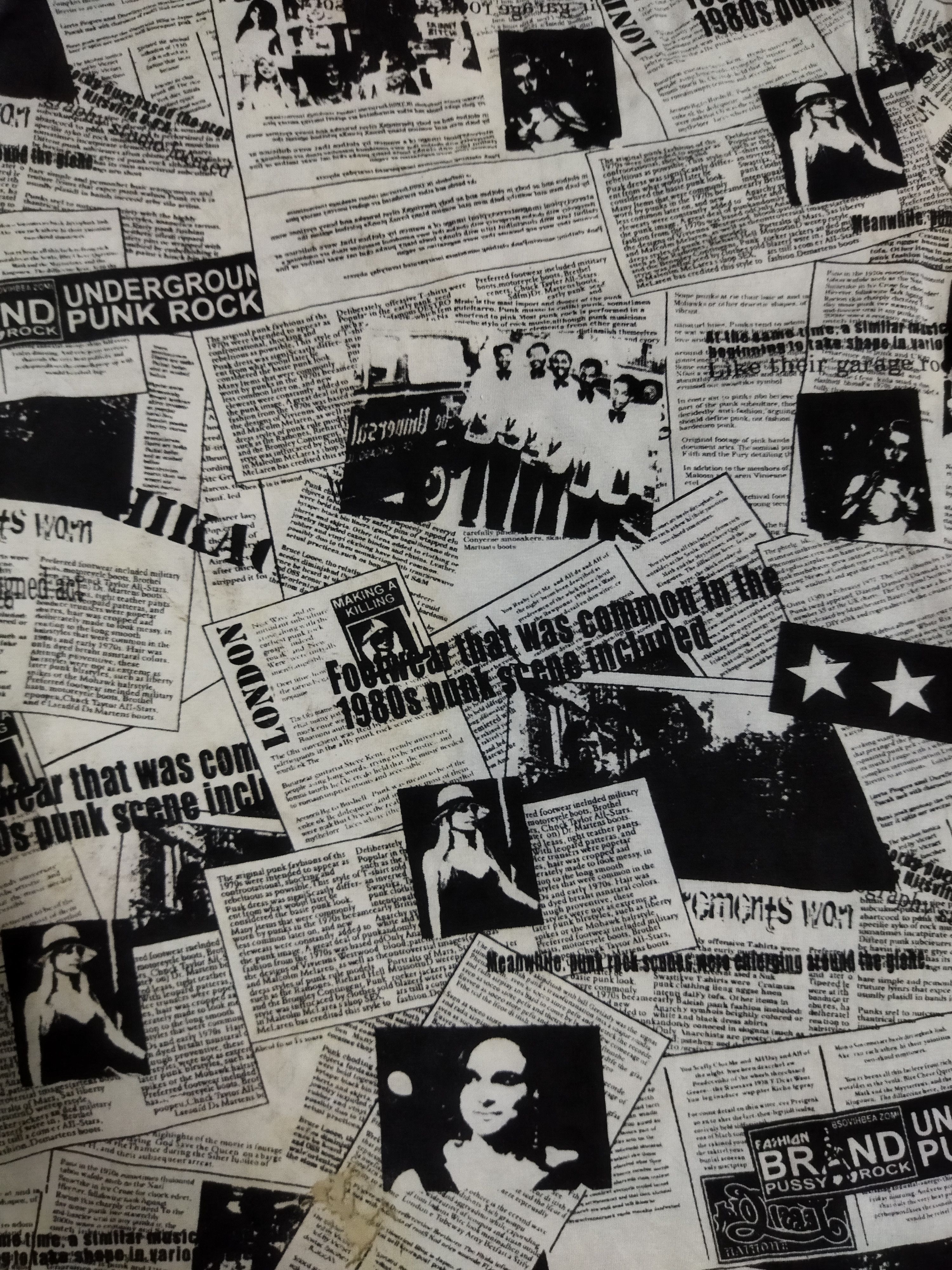 20471120 × Seditionaries Layla Rose Punk Rock Paper Print Tee Size XXS / US 00 / IT 34 - 3 Thumbnail