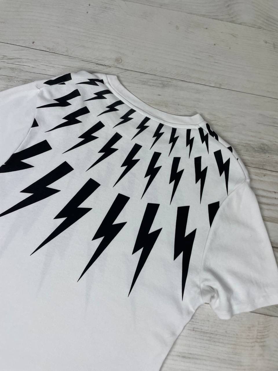 Neil Barrett Neil Barrett Bolt T-Shirt Over Print M Size US M / EU 48-50 / 2 - 11 Thumbnail