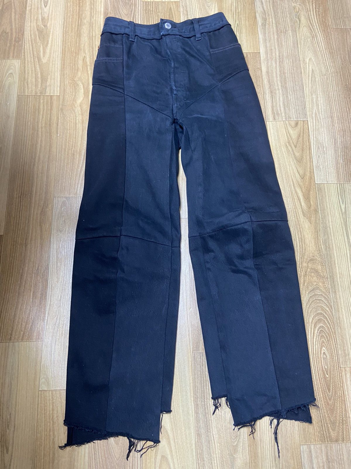 image of Levis x Vetements Xs Vetements Fw17 Reworked Rider Jeans Denim Pants in Black, Men's (Size 26)