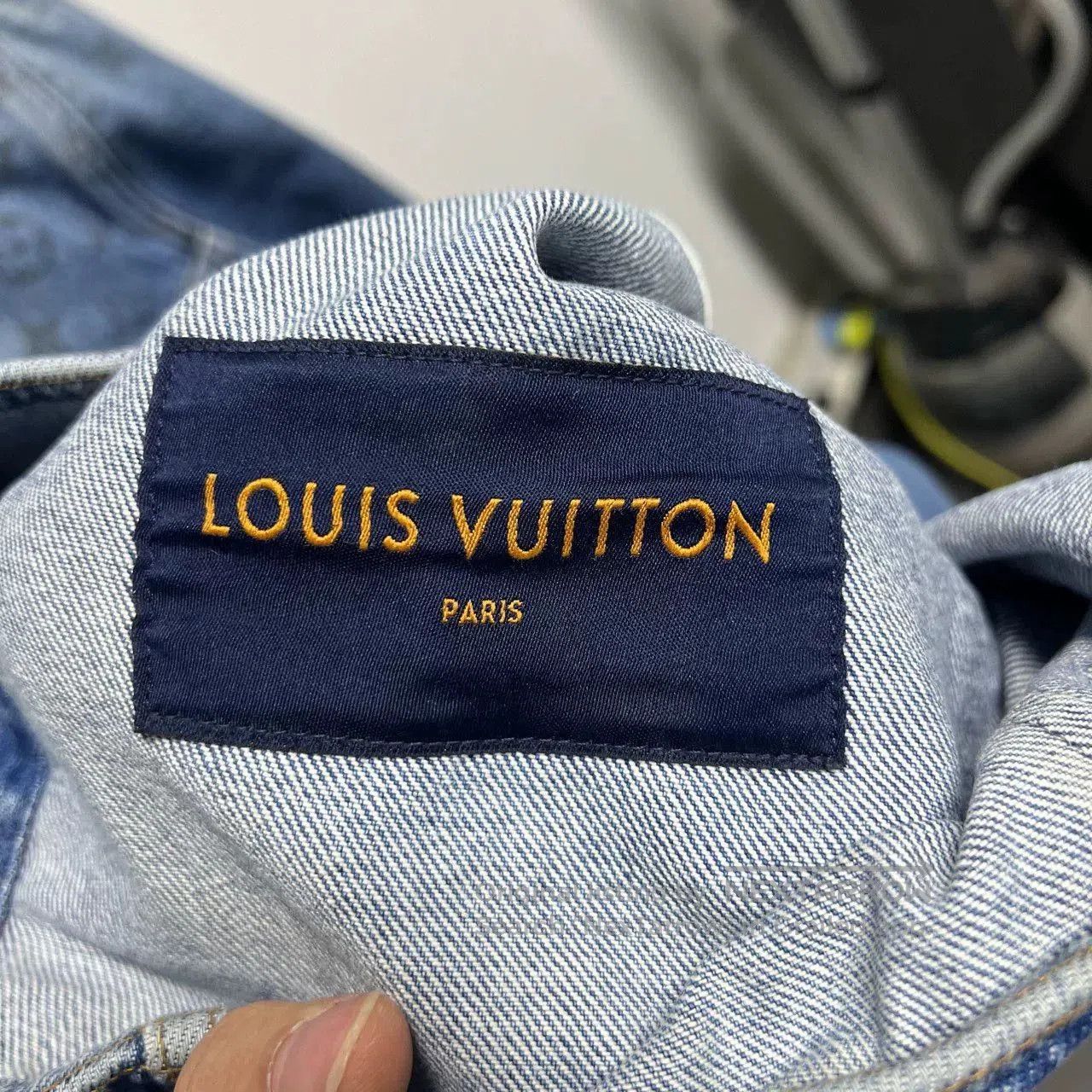 Louis Vuitton Louis Vuitton Gradient Denim Jacket. Size US S / EU 44-46 / 1 - 3 Thumbnail