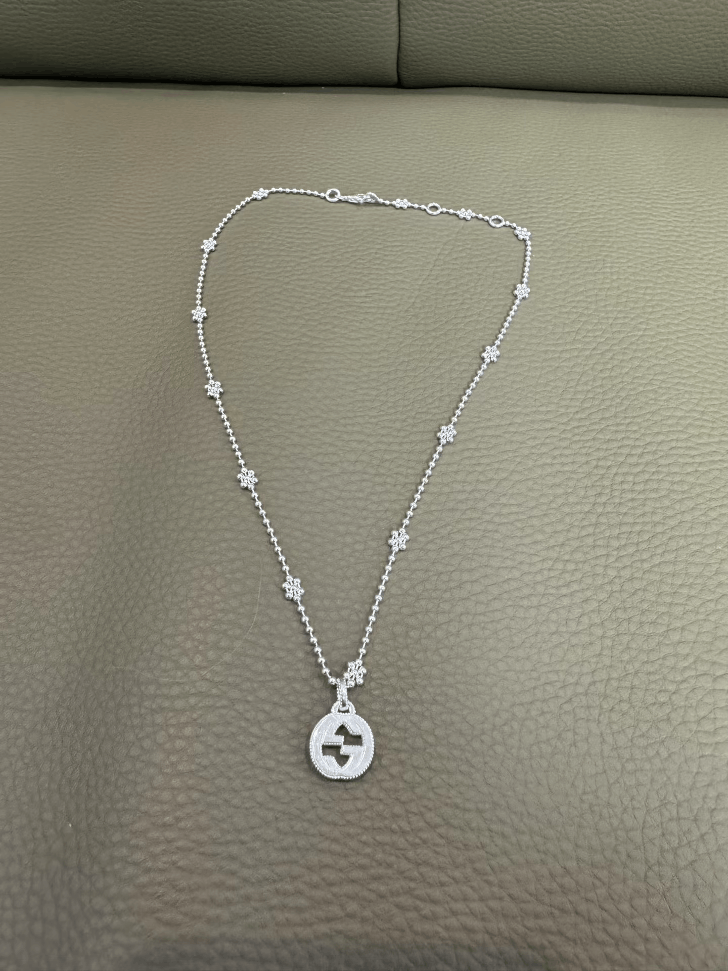 Gucci Gucci Double G Snowflake Necklace Size ONE SIZE - 1 Thumbnail