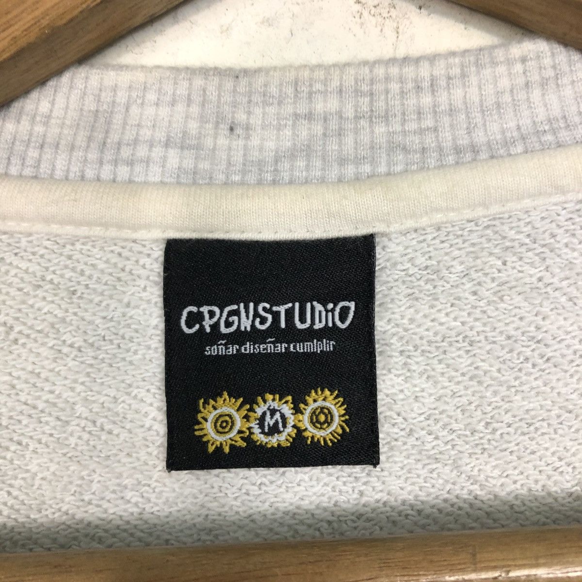 Japanese Brand 📌Vintage Sweatshirt Crewneck Big Logo Bear Embroidery Size US M / EU 48-50 / 2 - 15 Thumbnail
