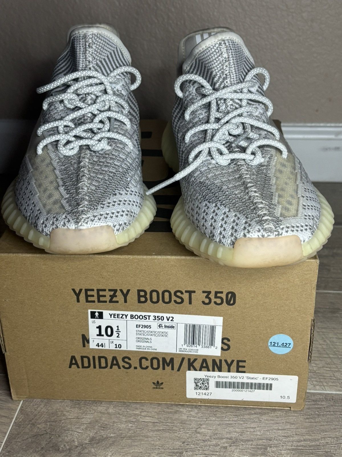 Yeezy Yeezy boost 350 V2 STATIC Size US 10.5 / EU 43-44 - 3 Thumbnail