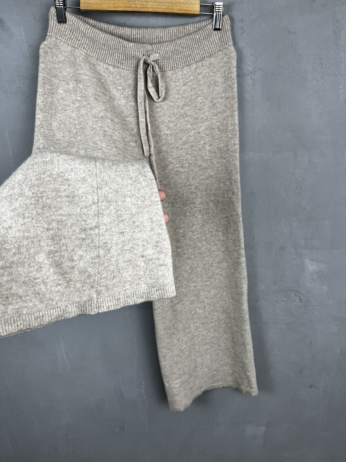 Max Mara × Weekend Max Mara Max mara wool pants Size 30" / US 8 / IT 44 - 6 Thumbnail