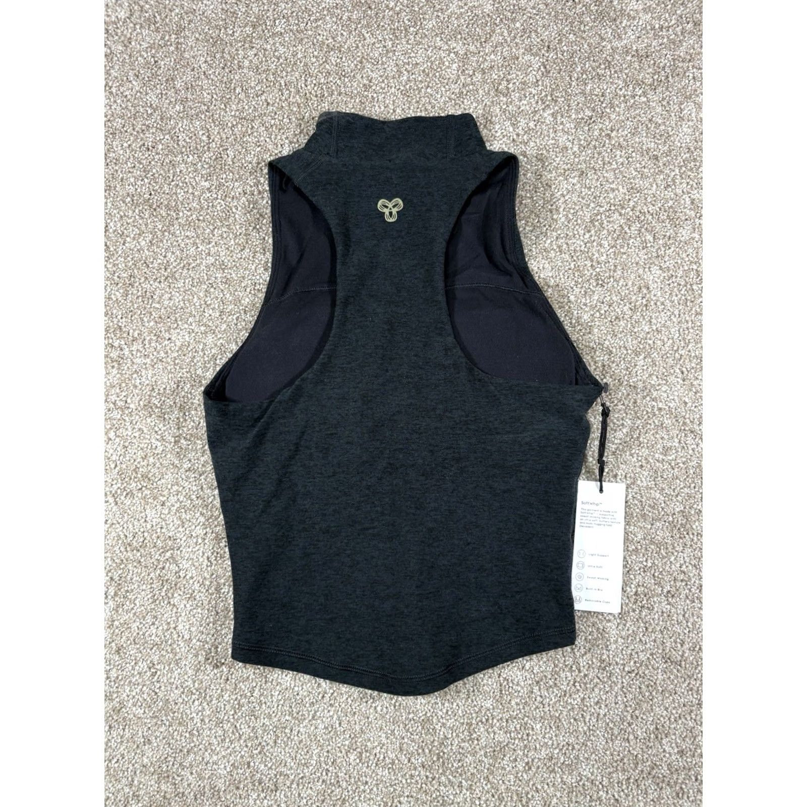 Aritzia VINTAGE NWT Aritzia Black Racerback Tank Top 2XS Women Crew Neck Sleeveless Soft Whip Golden Soft Whip NWT Size XXS / US 00 / IT 34 - 2 Thumbnail