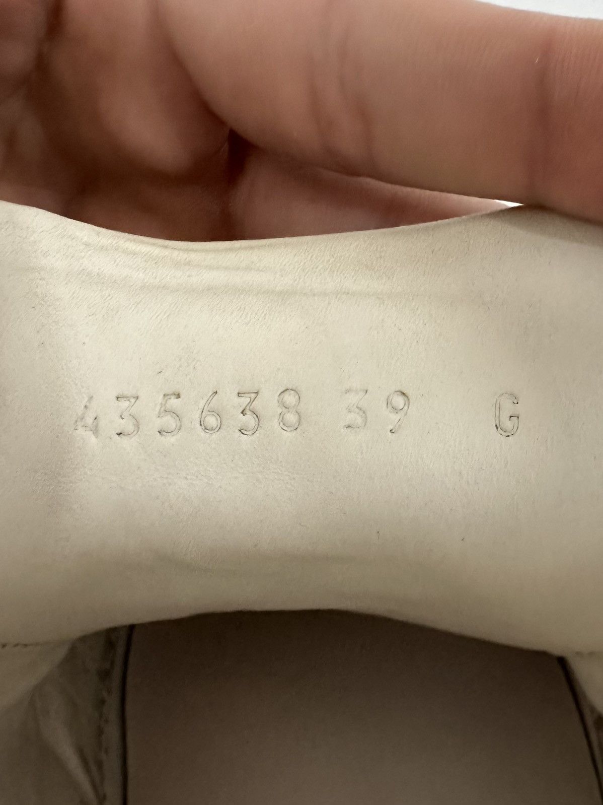 Gucci Heart Sneakers Size US 9 / IT 39 - 11 Thumbnail