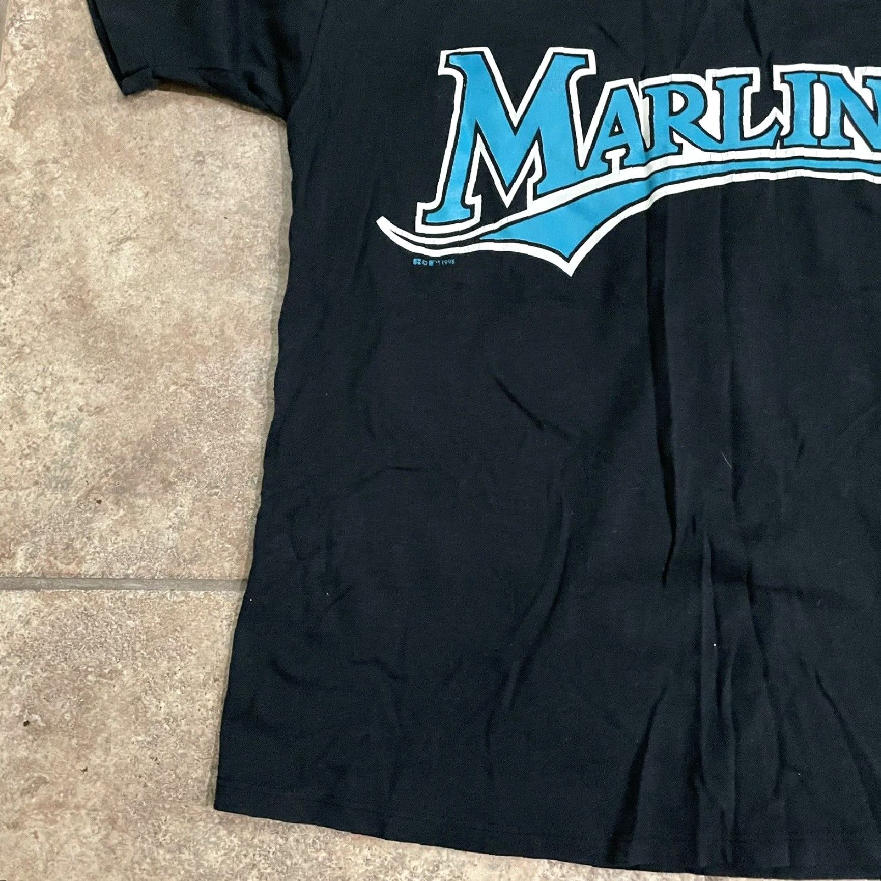 Vintage VINTAGE Russel Athletic Miami Marlins Graphic Tee Black Adult Large USA Mens Size US L / EU 52-54 / 3 - 3 Thumbnail