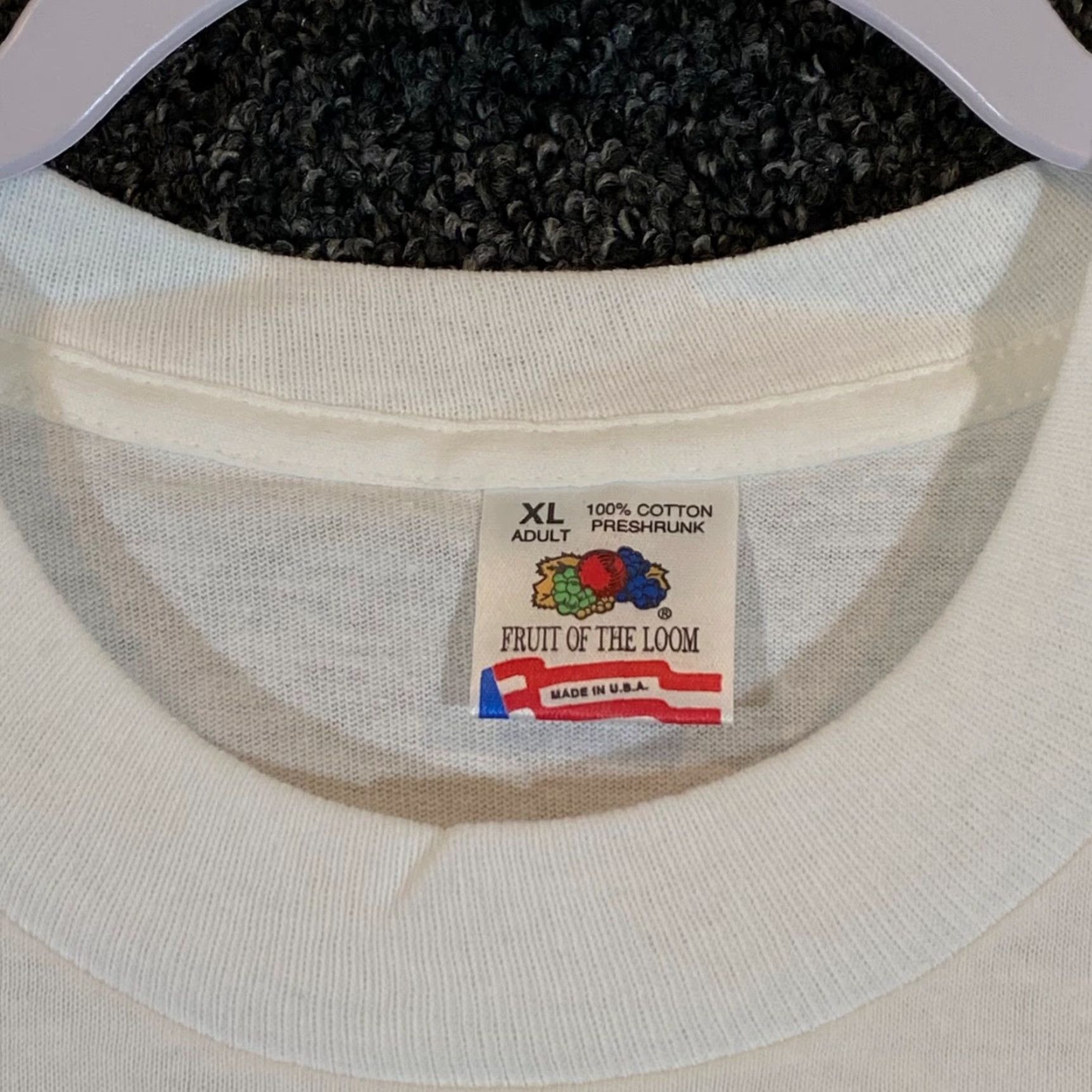Fruit Of The Loom VINTAGE Fruit of the Loom Dream Team Basketball Shirt Mens XL White Logo Tee S/S 1990s Size US XL / EU 56 / 4 - 4 Thumbnail