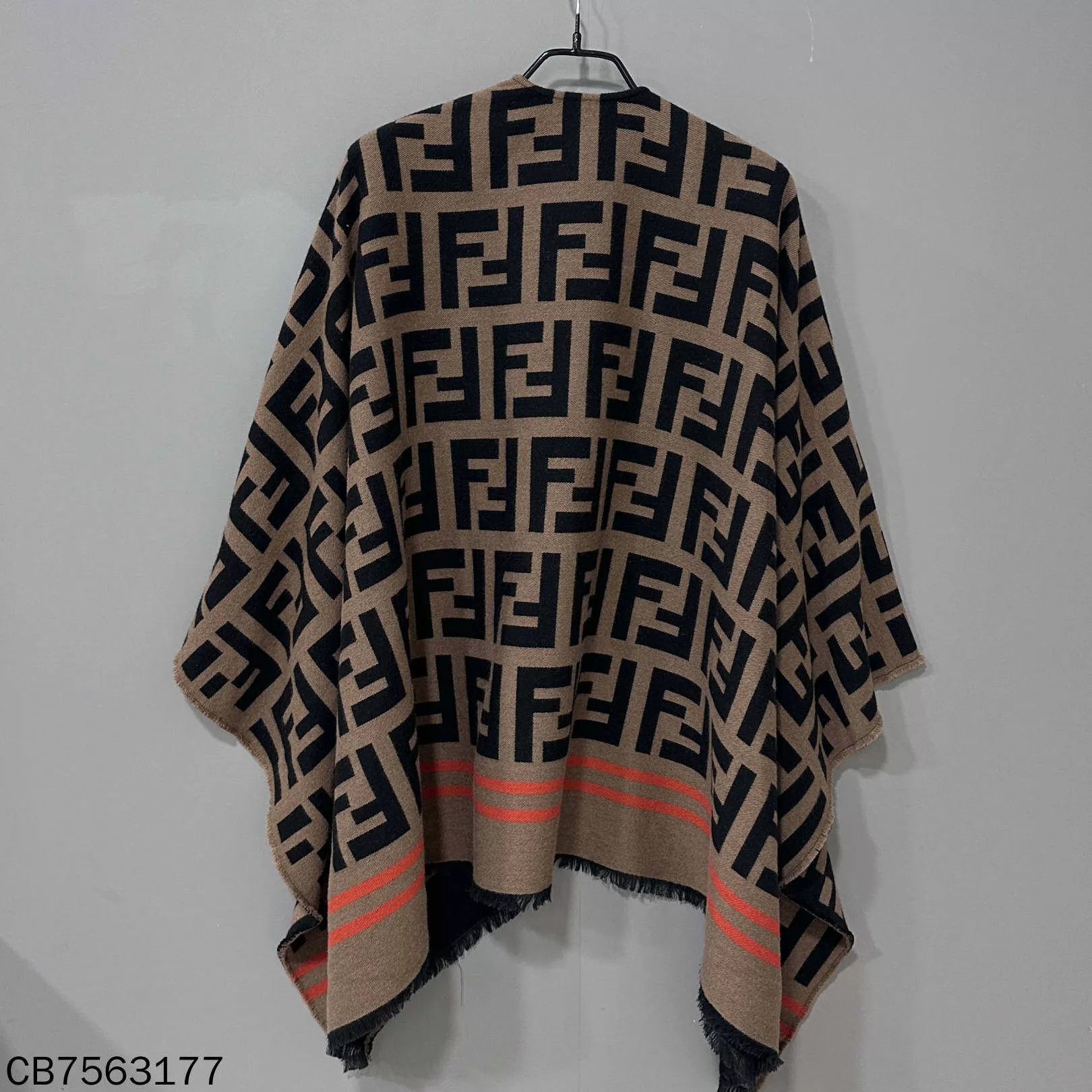 Fendi FENDI FF all over print poncho 140x140cm Size ONE SIZE - 3 Thumbnail