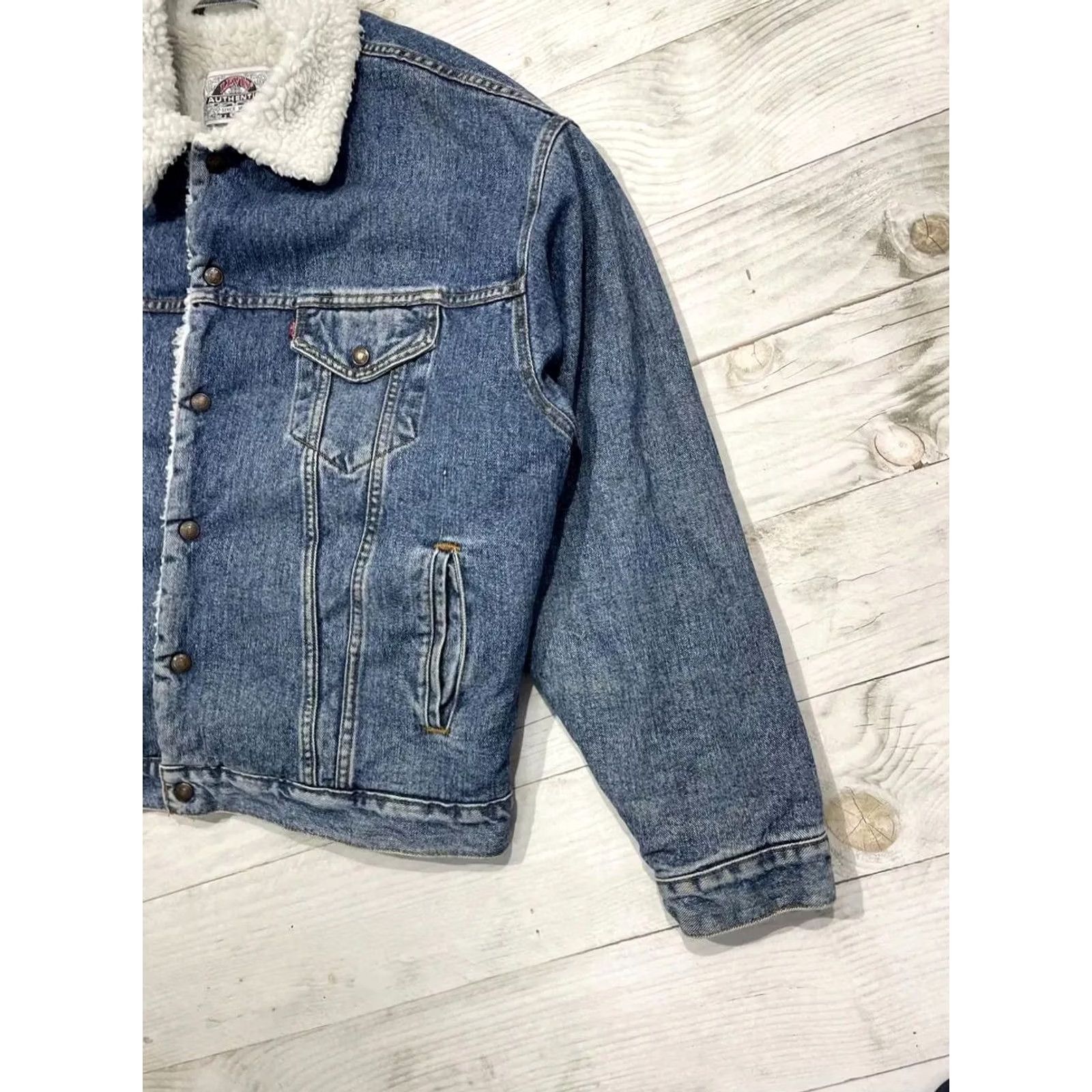 Levi's VINTAGE Levi's Jacket Adult XL Blue Denim Sherpa Lined Made In USA 1992 Y2K Men Size US XL / EU 56 / 4 - 2 Thumbnail