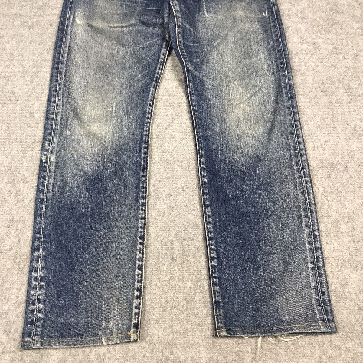 Japanese Brand × Levi's Vintage Clothing LEVIS 502 JAPAN BLUE FADED DENIM PANTS Size US 30 / EU 46 - 2 Thumbnail