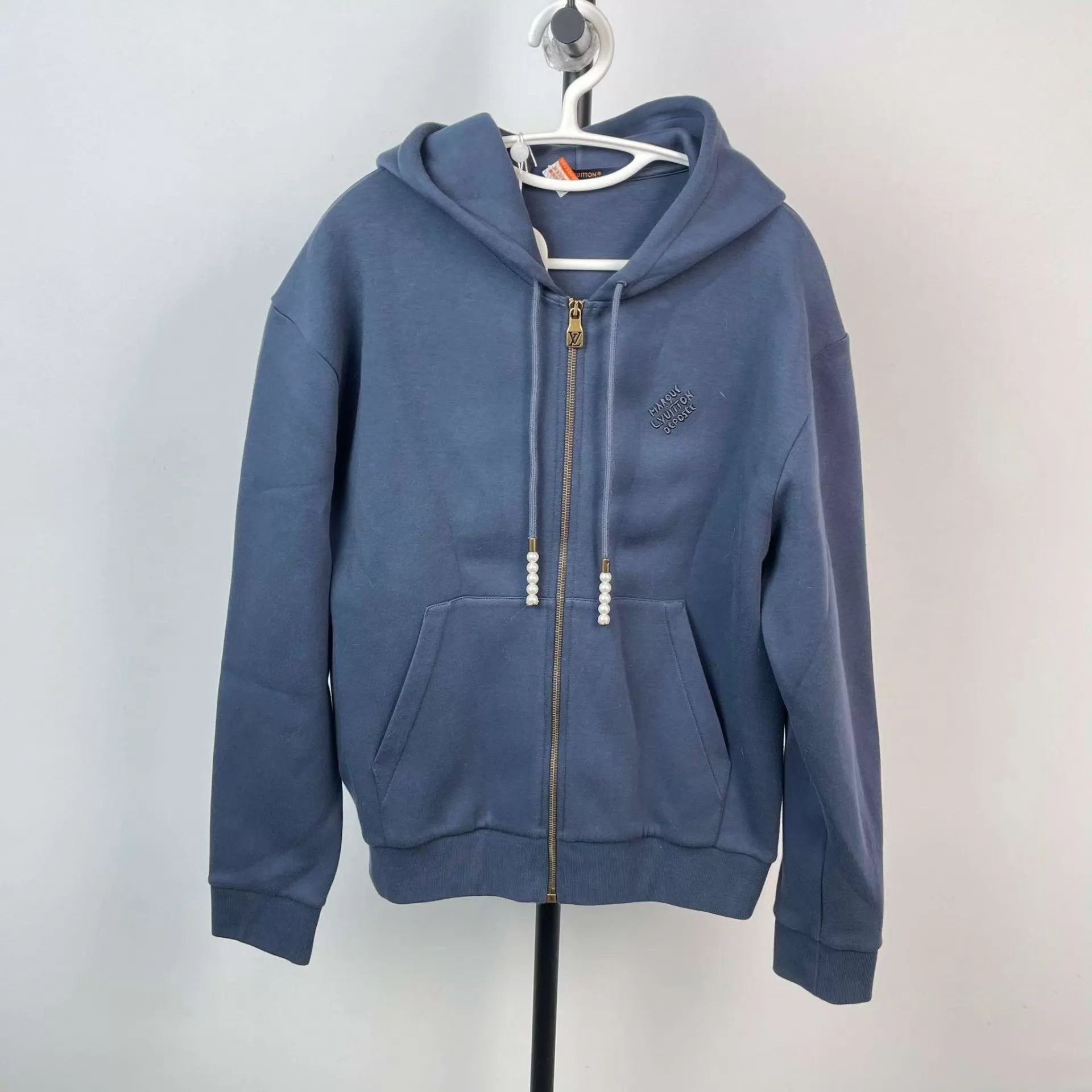 Louis Vuitton LV Cotton Embroidered Logo Zipper Blue S Hoodie Size S / US 4 / IT 40 - 1 Thumbnail