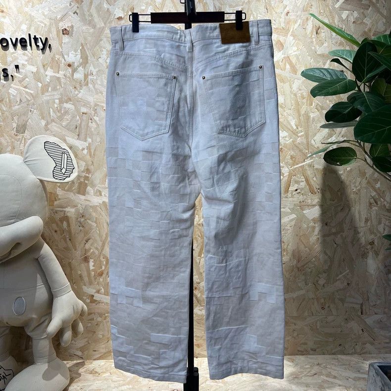 Louis Vuitton Louis Vuitton Plaid jacquard mid-rise straight leg jeans Size US 33 - 2 Thumbnail