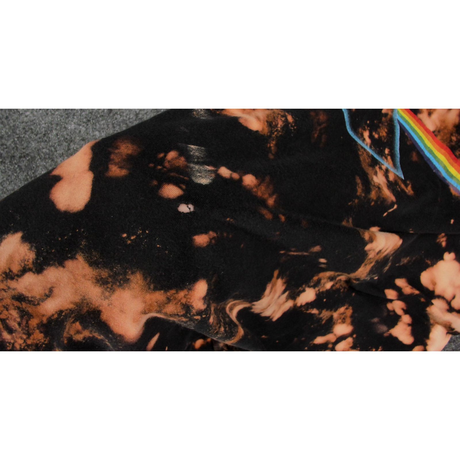 Pink Floyd Pink Floyd 2017 Custom Acid Wash Dark Side Tour Tee L Slim Size US L / EU 52-54 / 3 - 8 Thumbnail