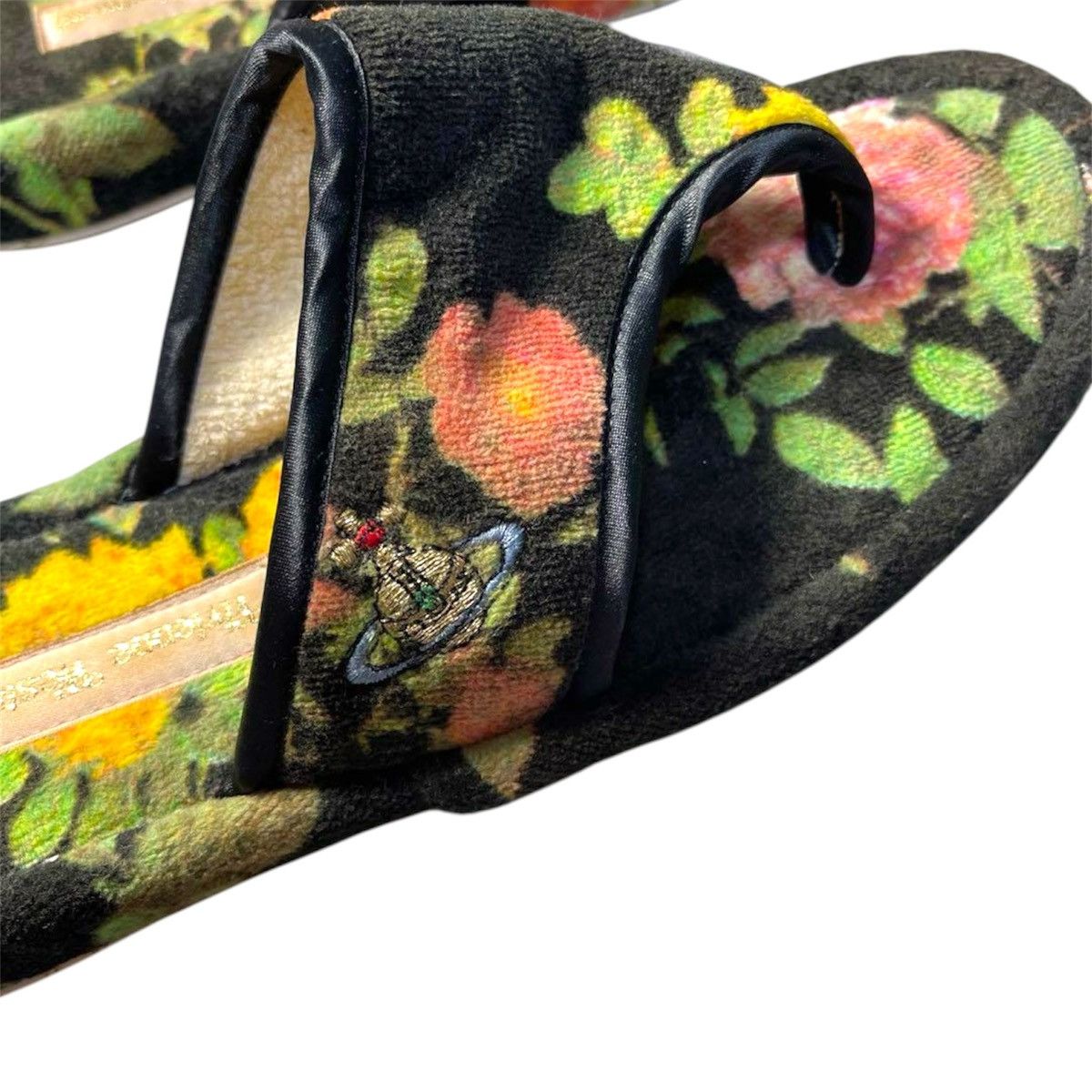 Vintage Vivienne Westwood Rose Print Room Slippers Size US 6 / IT 36 - 6 Thumbnail