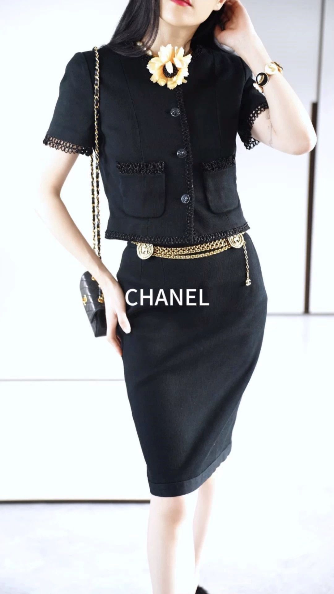 Chanel Chanel 1992ss Black Camellia Button Short Cardi & Skirt Set Size M / US 6-8 / IT 42-44 - 1 Thumbnail
