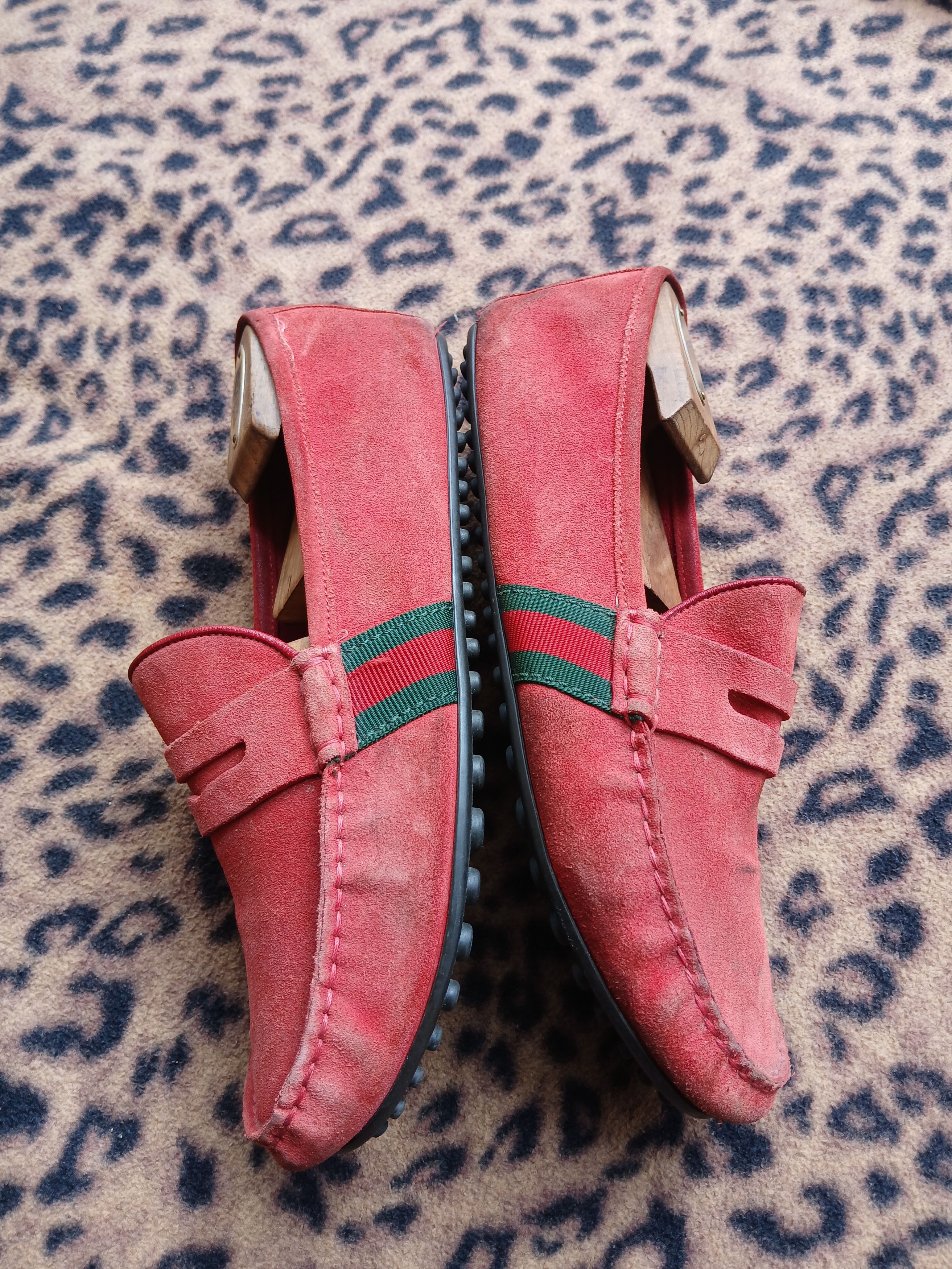Gucci Gucci Red Suede Web Trim Penny loafer Size US 7 / EU 40 - 3 Thumbnail
