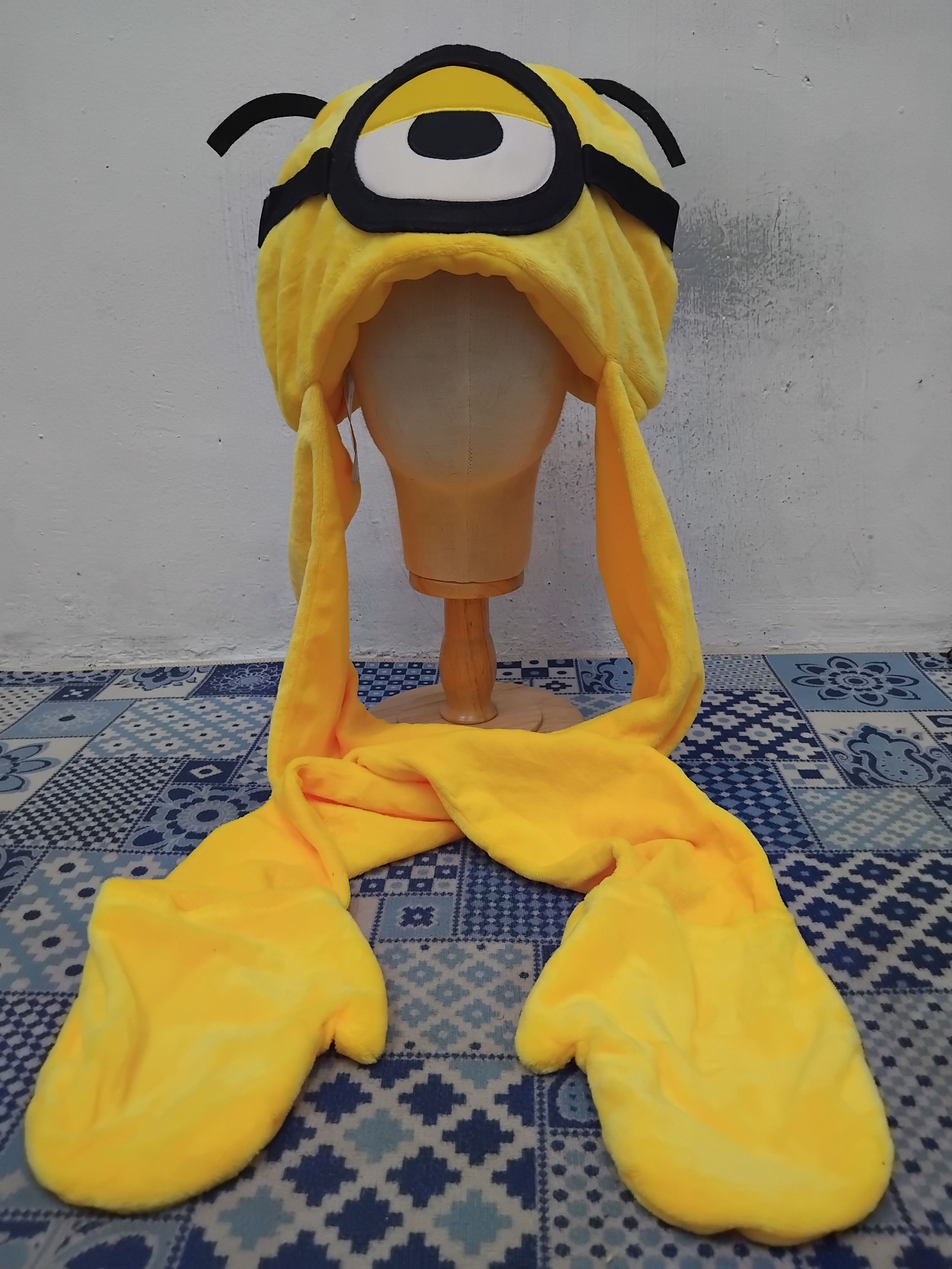 Disney 💥Despicable me 3 minion cartoon hat Size ONE SIZE - 1 Thumbnail