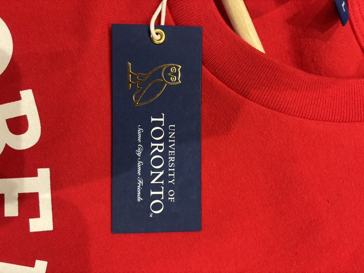 October's Very Own OVO U Of T Crest T-shirt Red Size: L Size US L / EU 52-54 / 3 - 8 Thumbnail