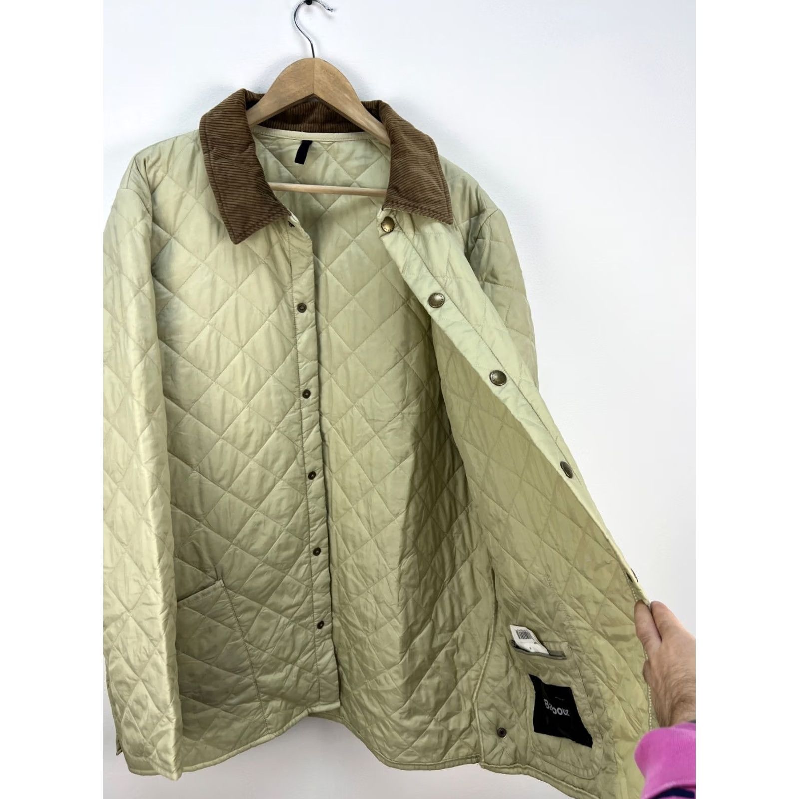 Barbour Barbour Liddesdale Quilted Jacket Beige XL Mens Size US XL / EU 56 / 4 - 2 Thumbnail