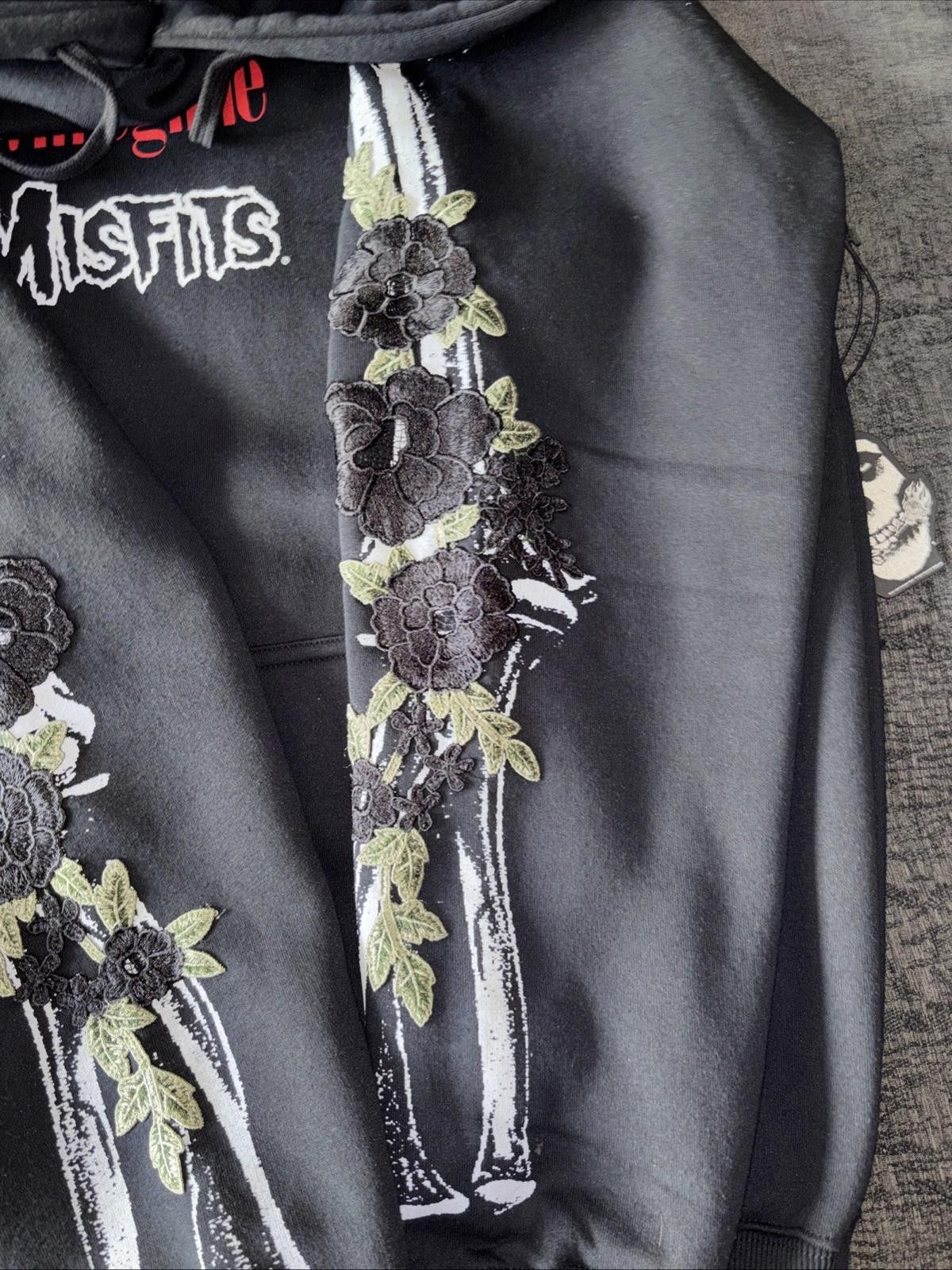 Civil Regime Misfits x Civil Black Roses Hoodie XL New With Tags Size US XL / EU 56 / 4 - 6 Thumbnail