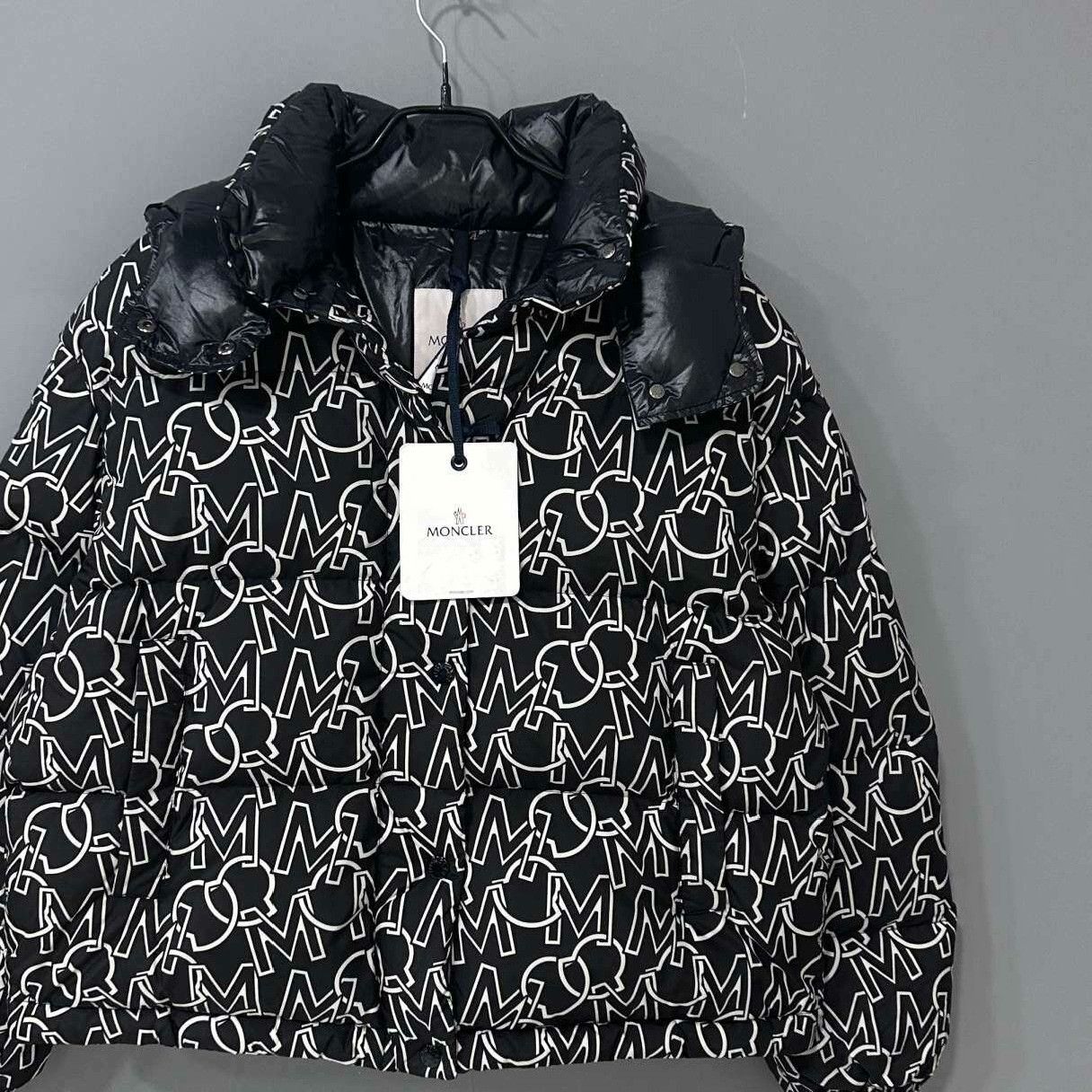 Moncler Moncler Retro Down Heavy Coat s Men Size US S / EU 44-46 / 1 - 1 Thumbnail